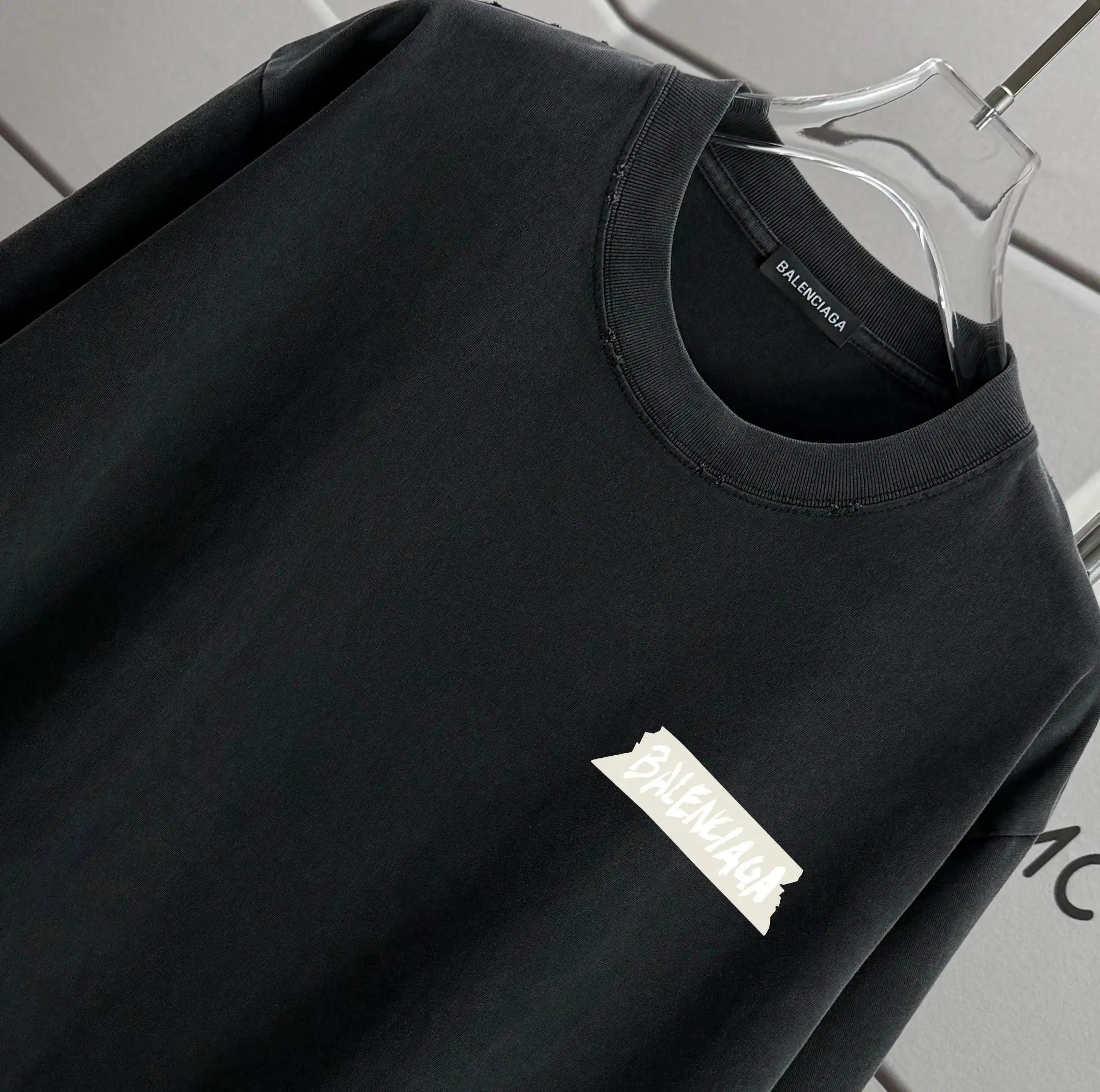 Distressed Logo-Print Cotton T-Shirt D14015191 — view 3