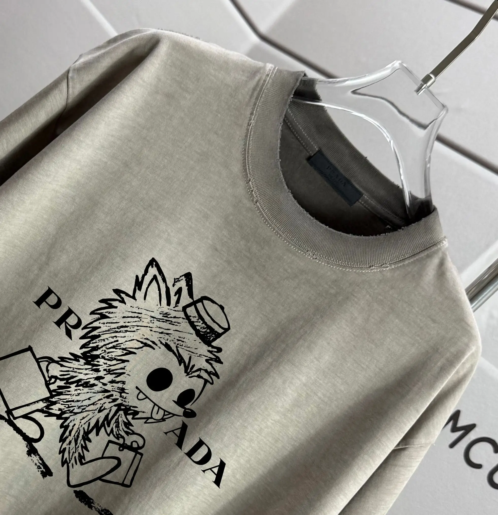 Graphic Print Washed Cotton T-Shirt D14012160 — view 3