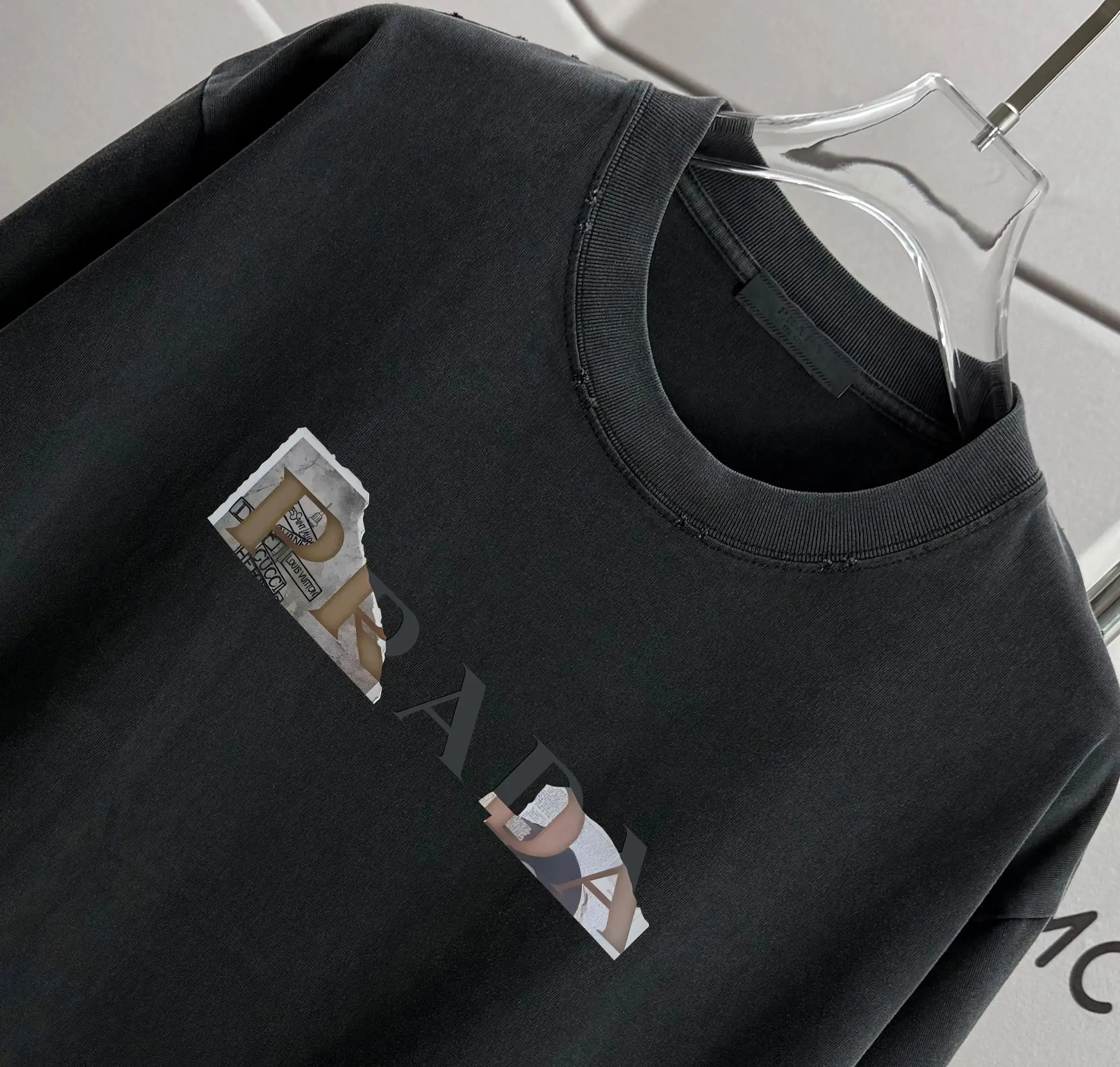 Logo Graphic Washed Cotton T-Shirt D14015163 — view 3
