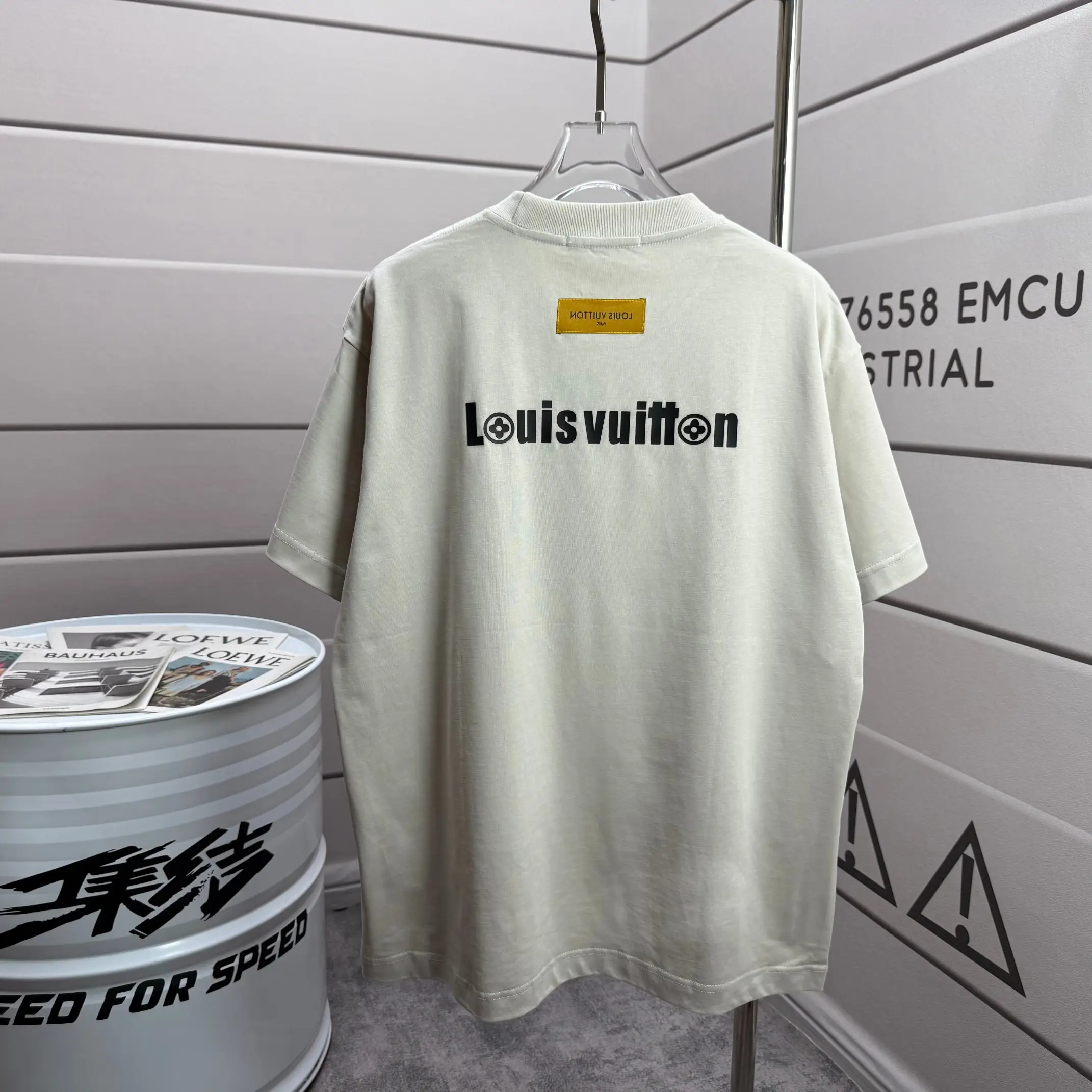 LV Logo Silicone Print Cotton T-Shirt D14015130 — view 2