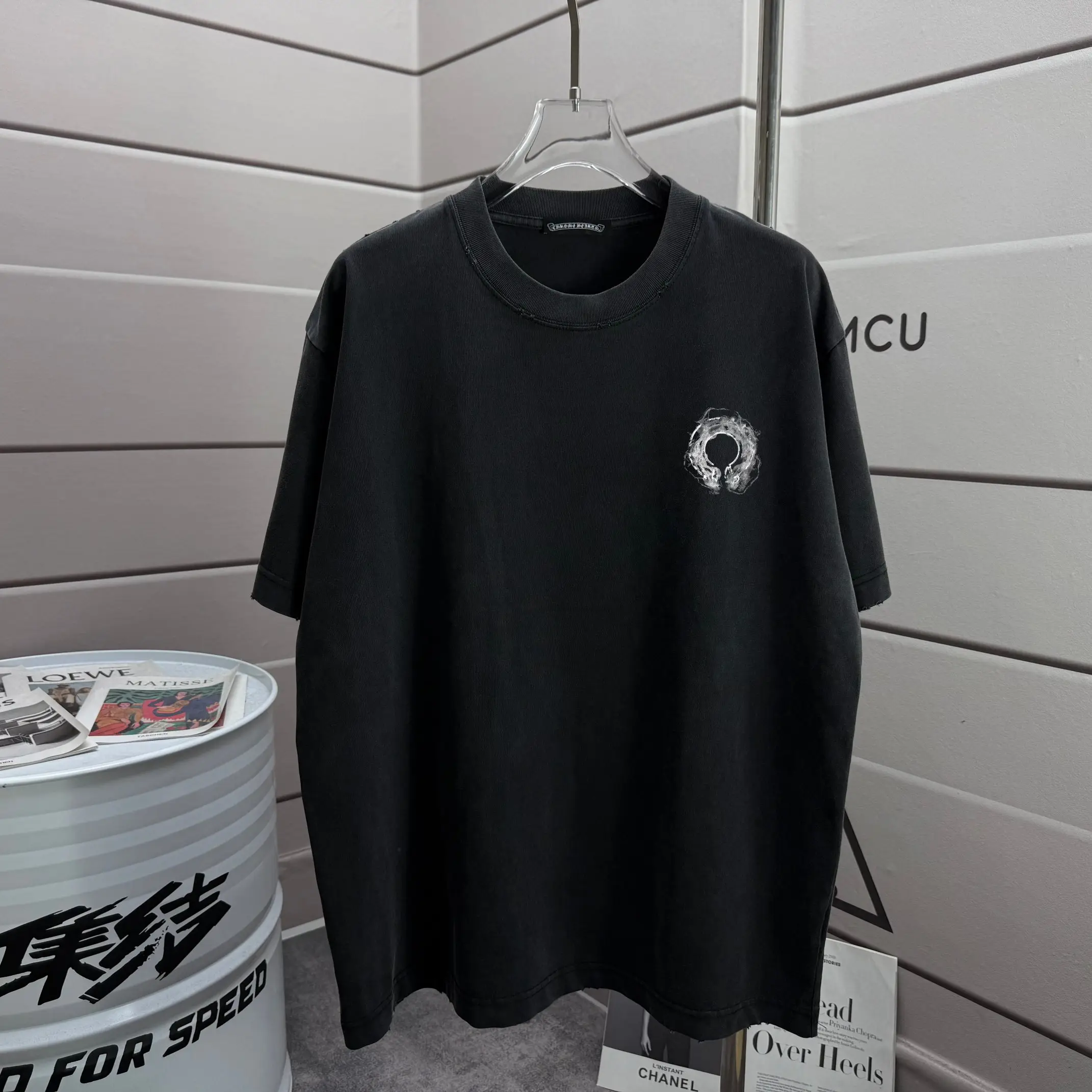 Washed Distressed Graphic T-Shirt D14015195 — view 2