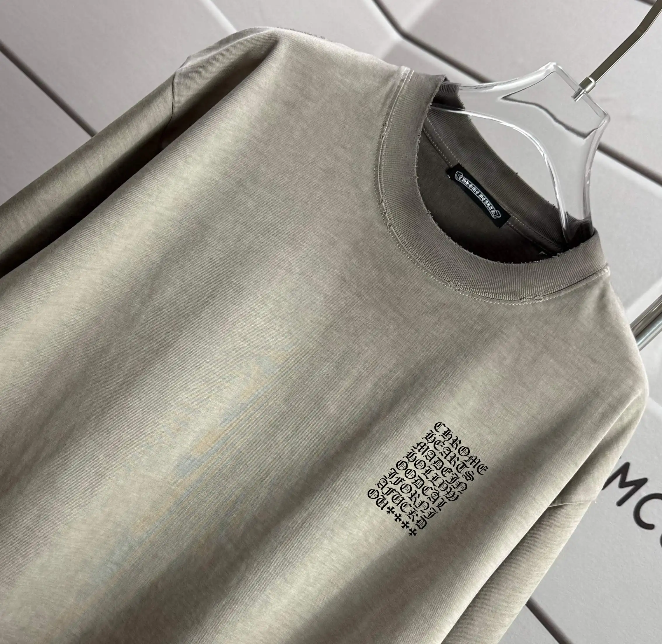 Multi-Logo Graphic Washed Cotton T-Shirt D14015202 — view 3
