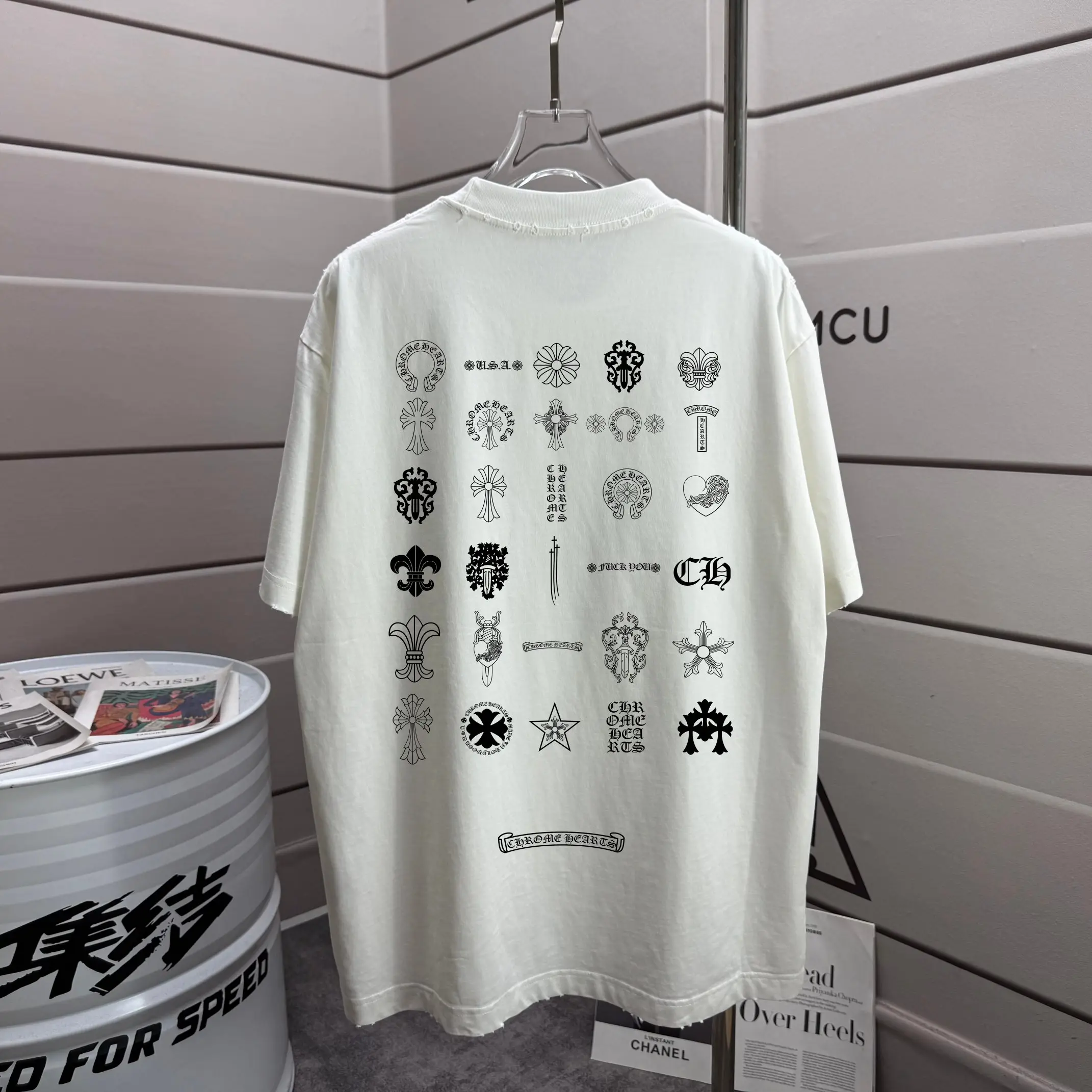 Distressed Multi-Logo Graphic T-Shirt D14015200
