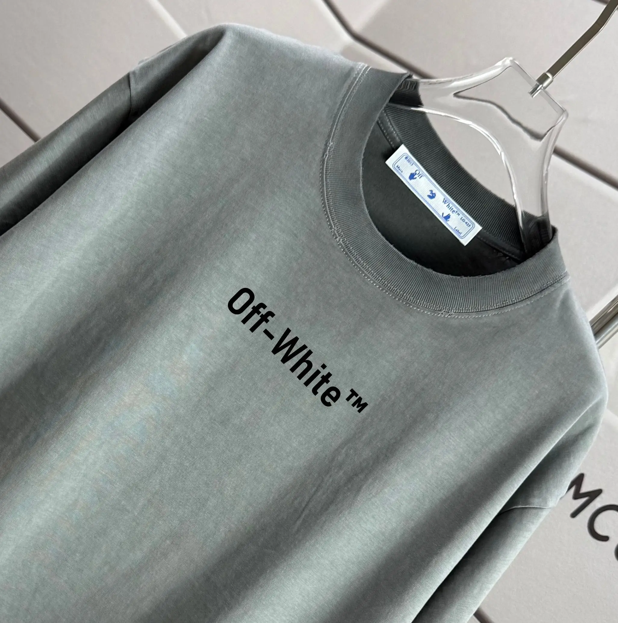 Distressed Washed Cotton Graphic T-Shirt D14015225 — view 3