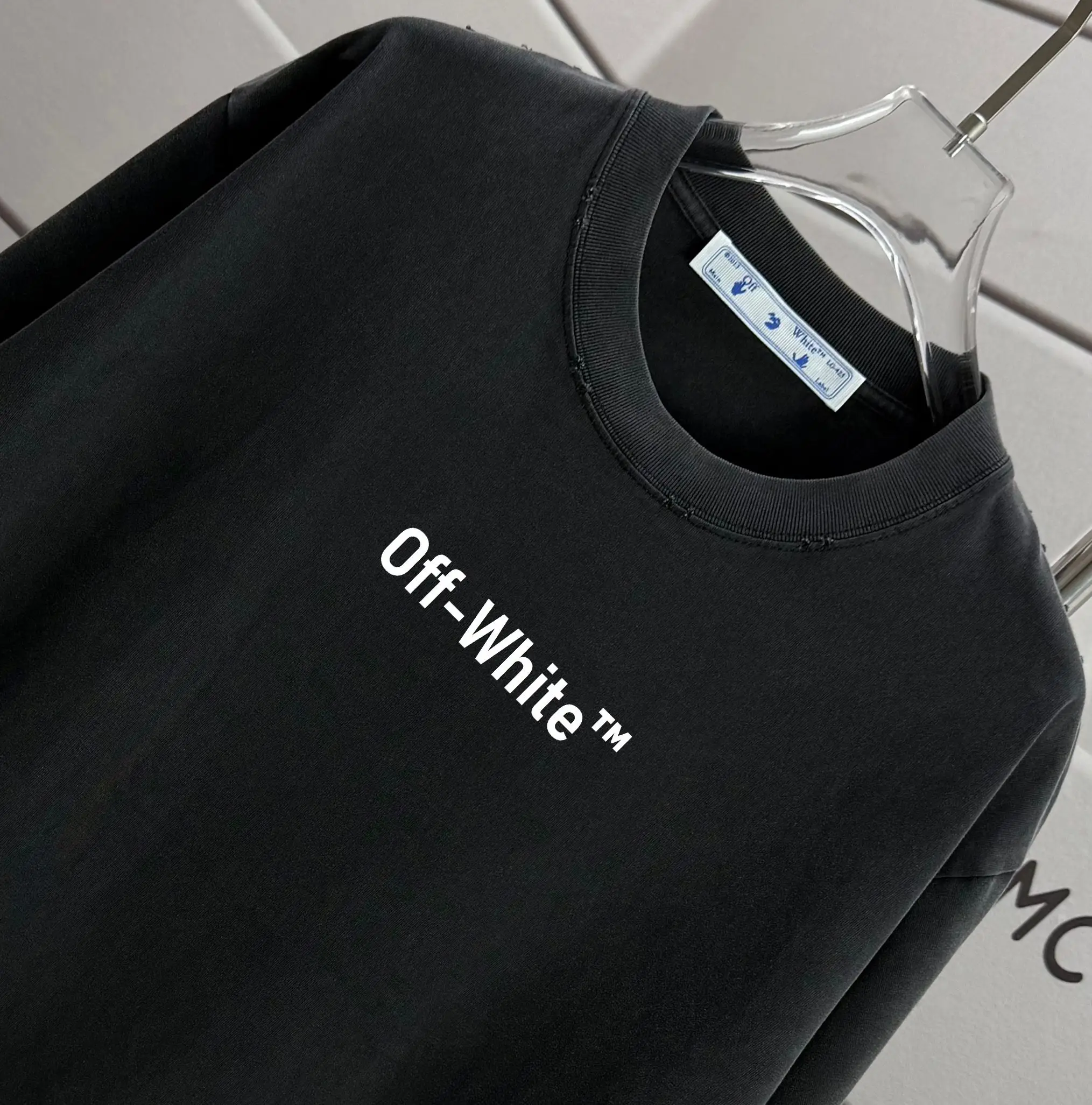 Distressed Washed Cotton Graphic T-Shirt D14015223 — view 3