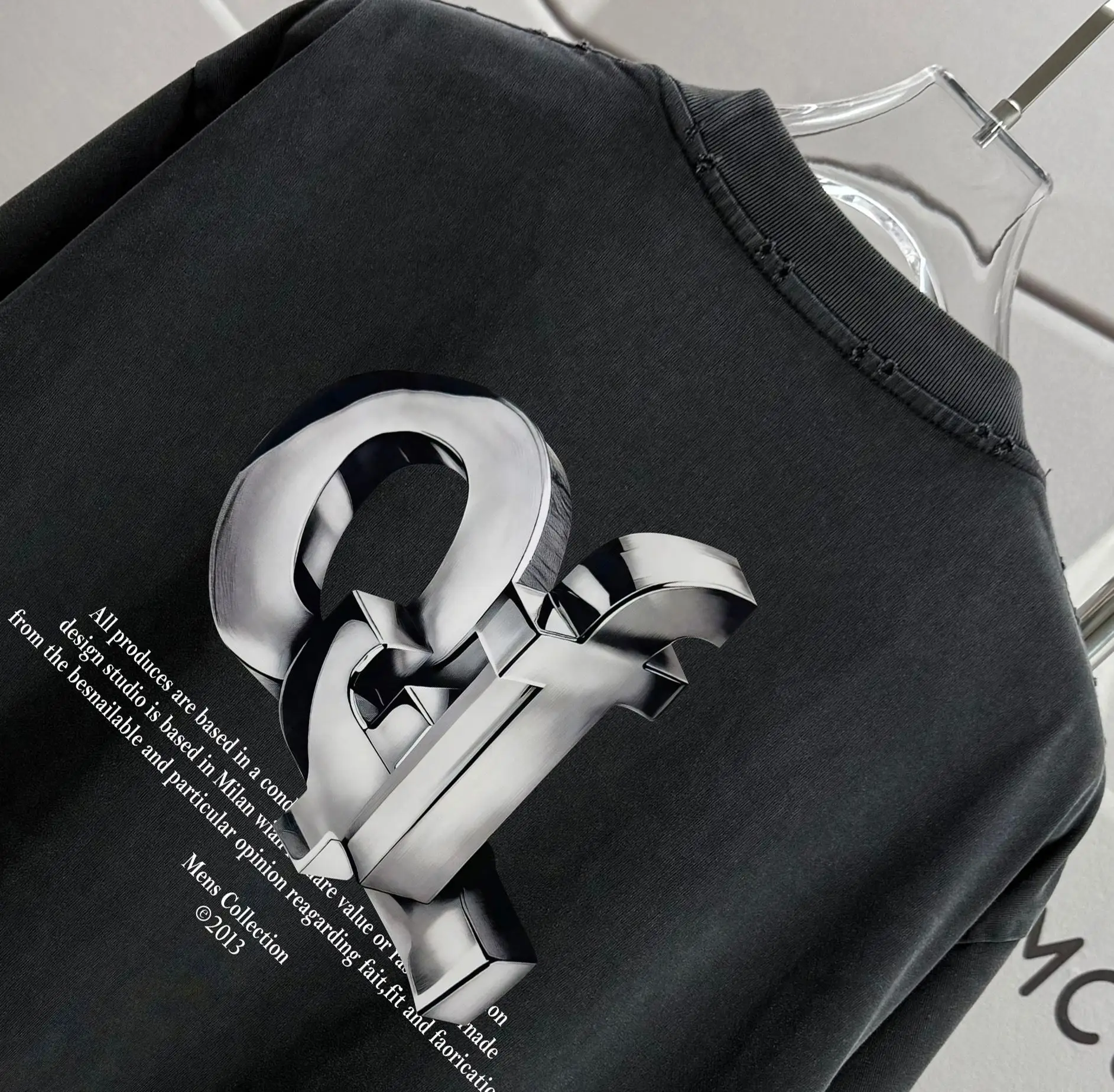 Distressed Logo Graphic T-Shirt D14015155 — view 3