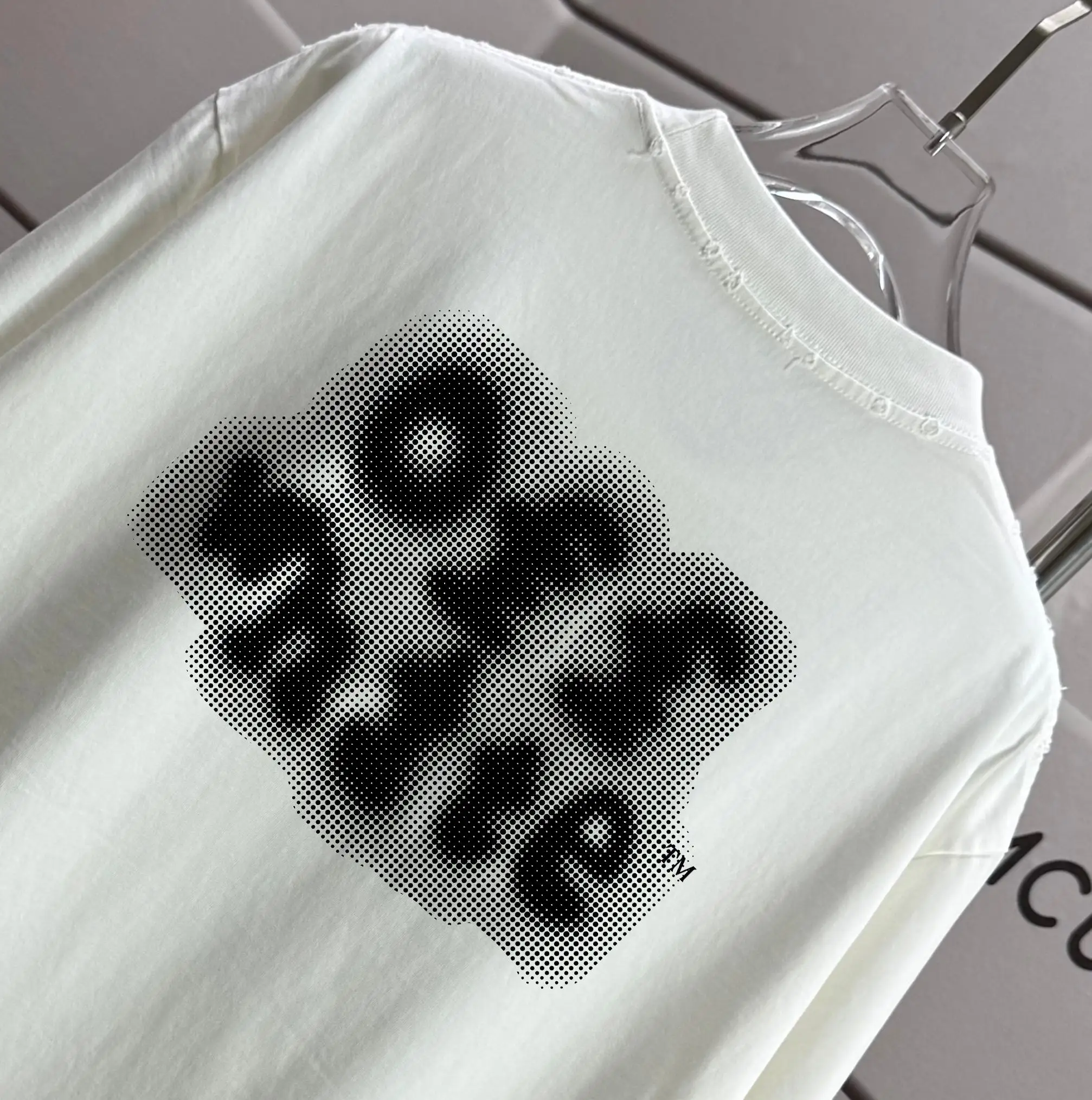 Distressed Logo Graphic T-Shirt D14012169 — view 3