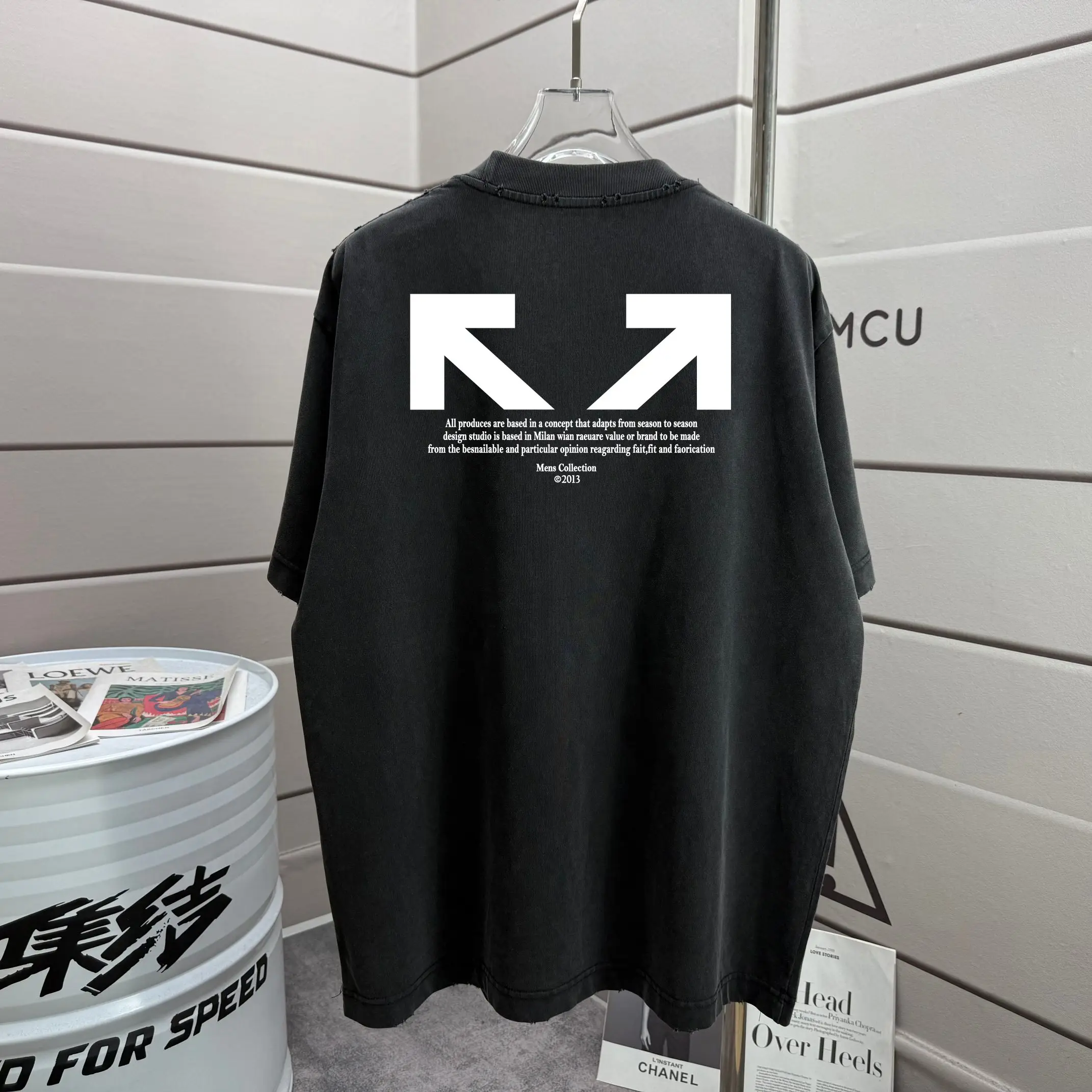 Distressed Arrows Logo Cotton T-Shirt D14015151