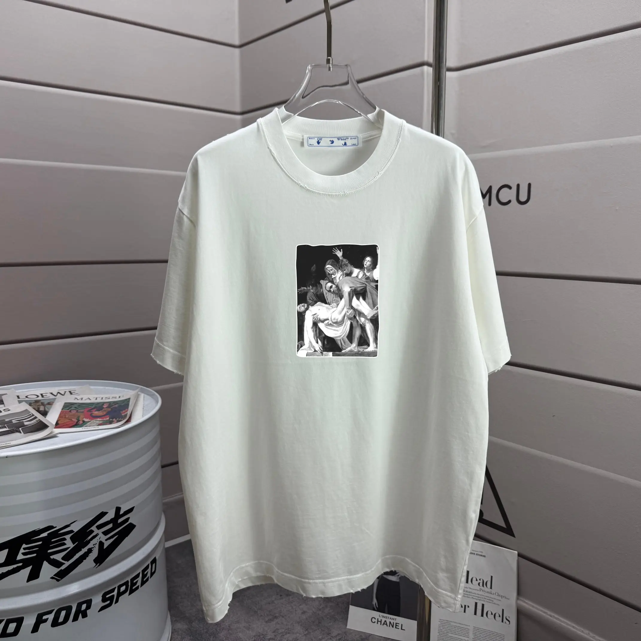 Caravaggio Graphic Print Distressed T-Shirt D14012165 — view 2