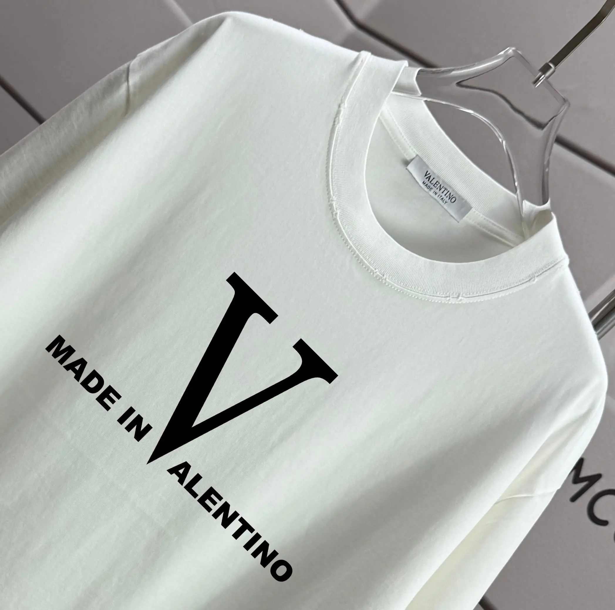 Logo Print Distressed Cotton T-Shirt D14015216 — view 3