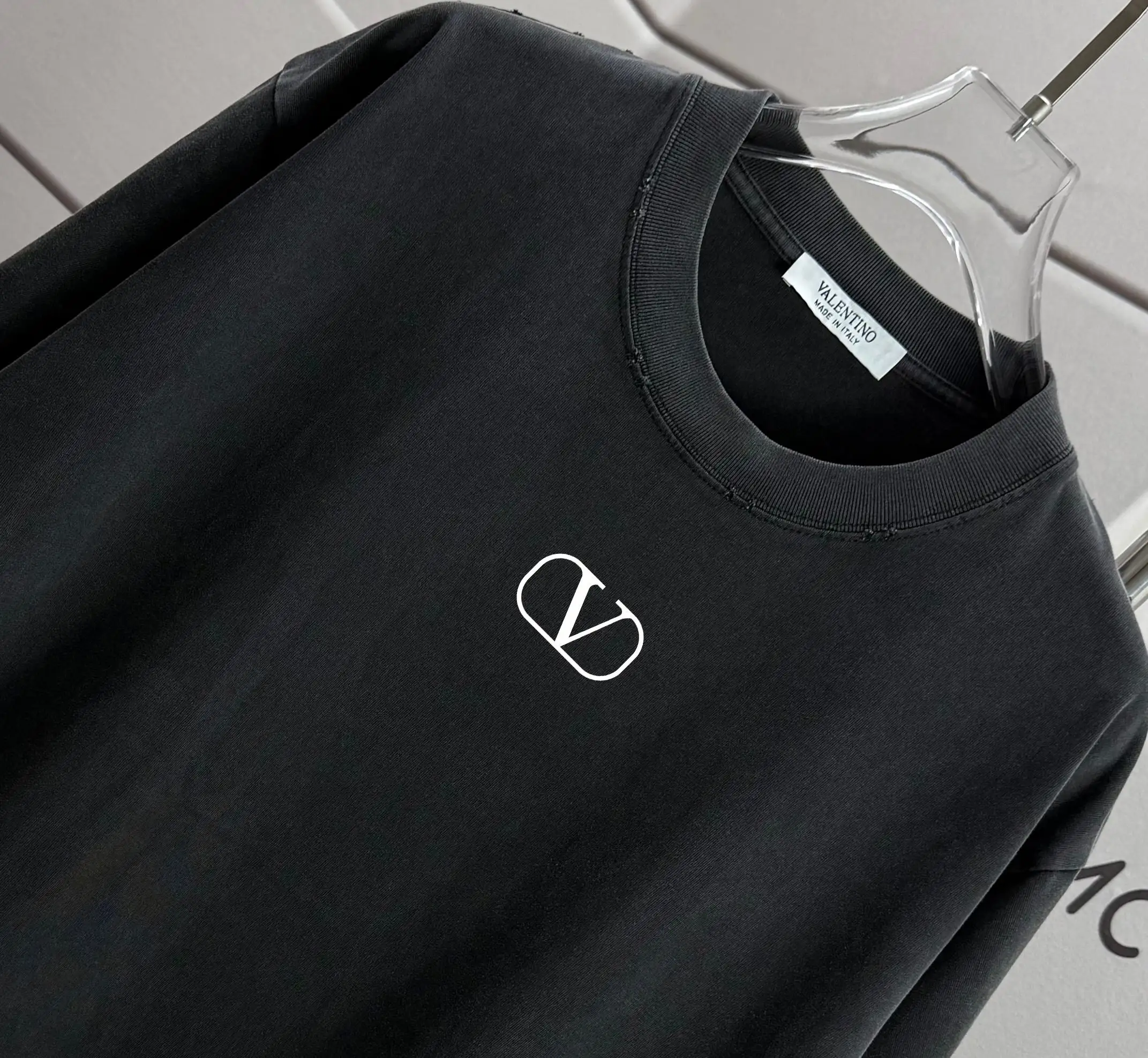 Logo Print Distressed Washed Cotton T-Shirt D14015211 — view 3