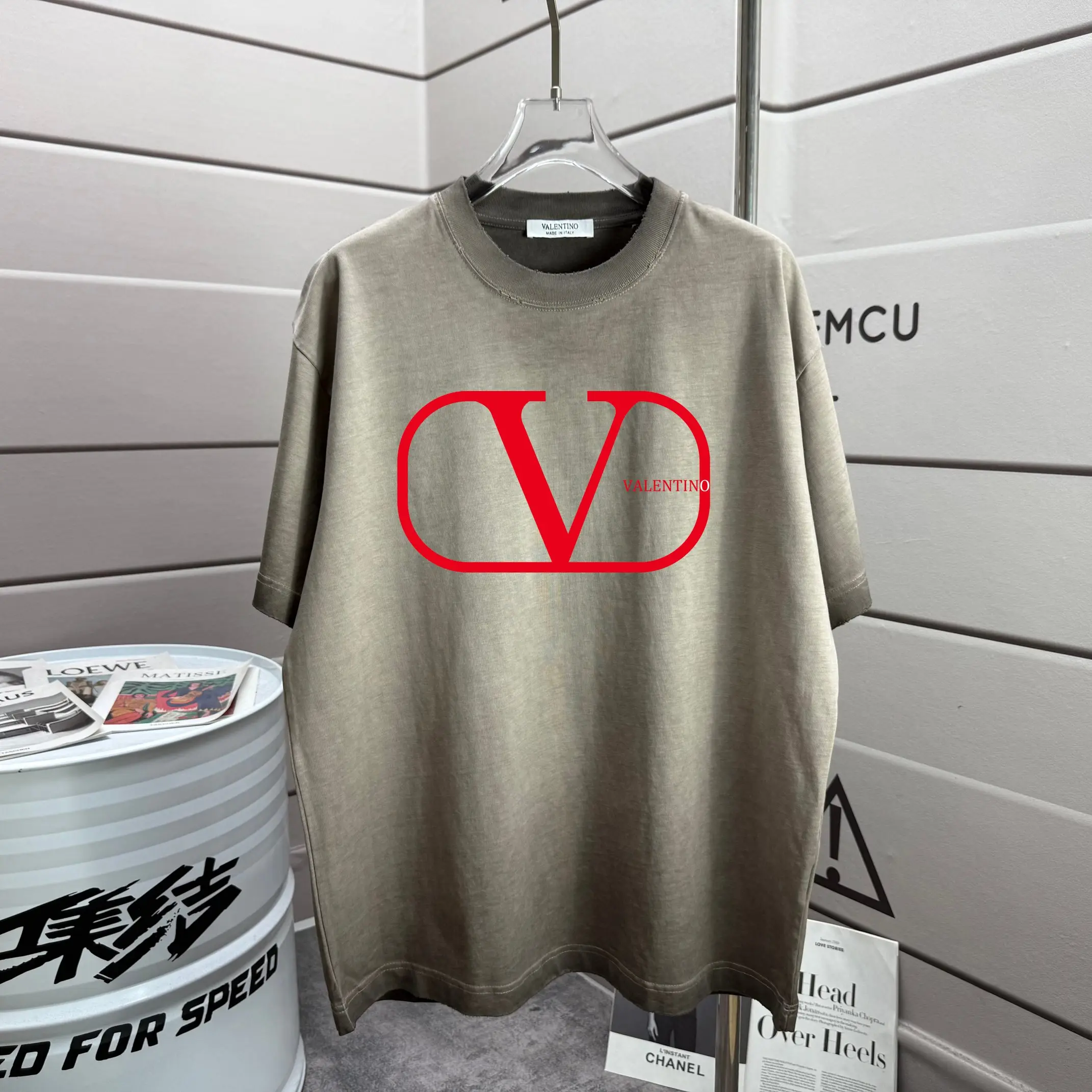 VLogo Signature Distressed Cotton T-Shirt D14015161