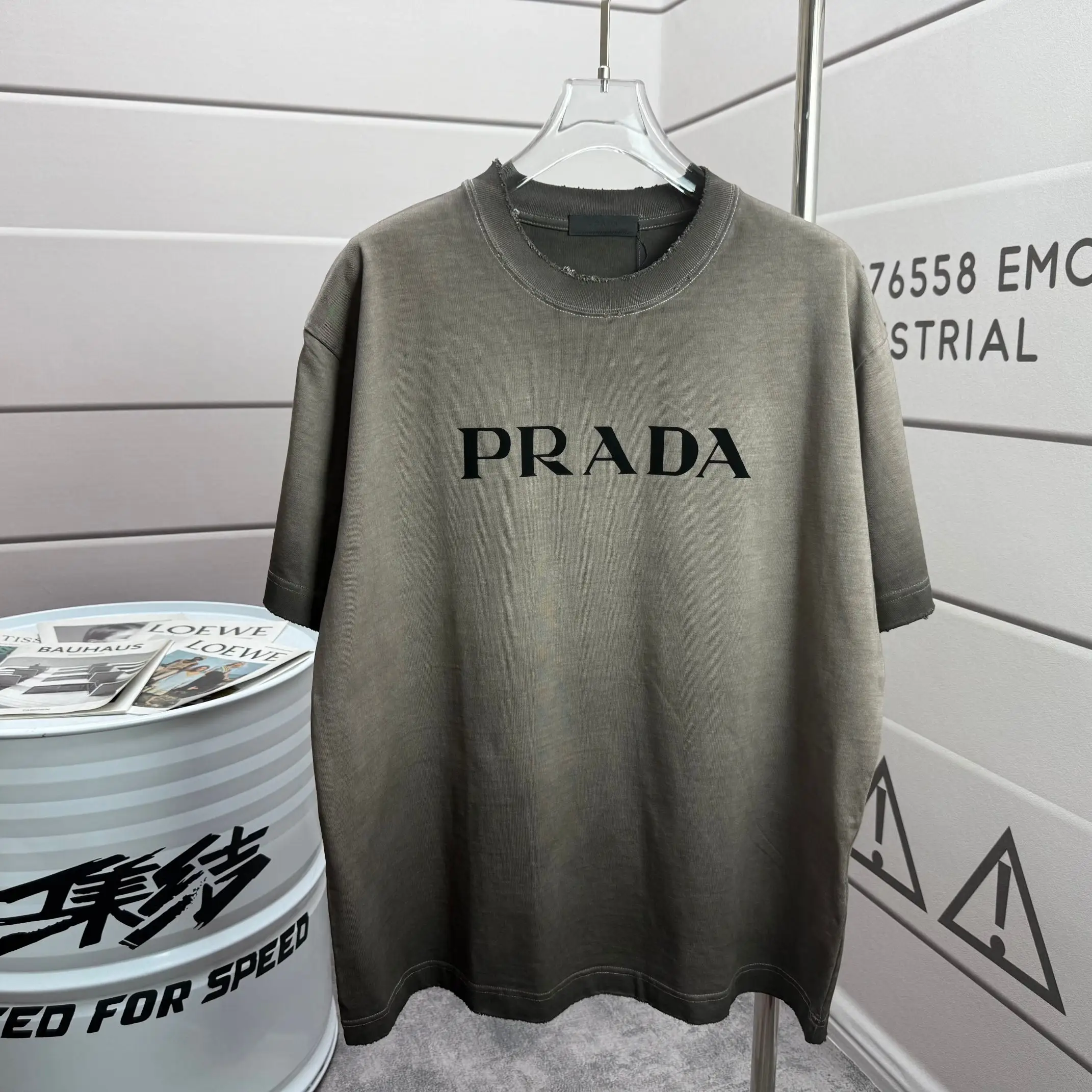 Logo Flocked Distressed Cotton T-Shirt D14512135