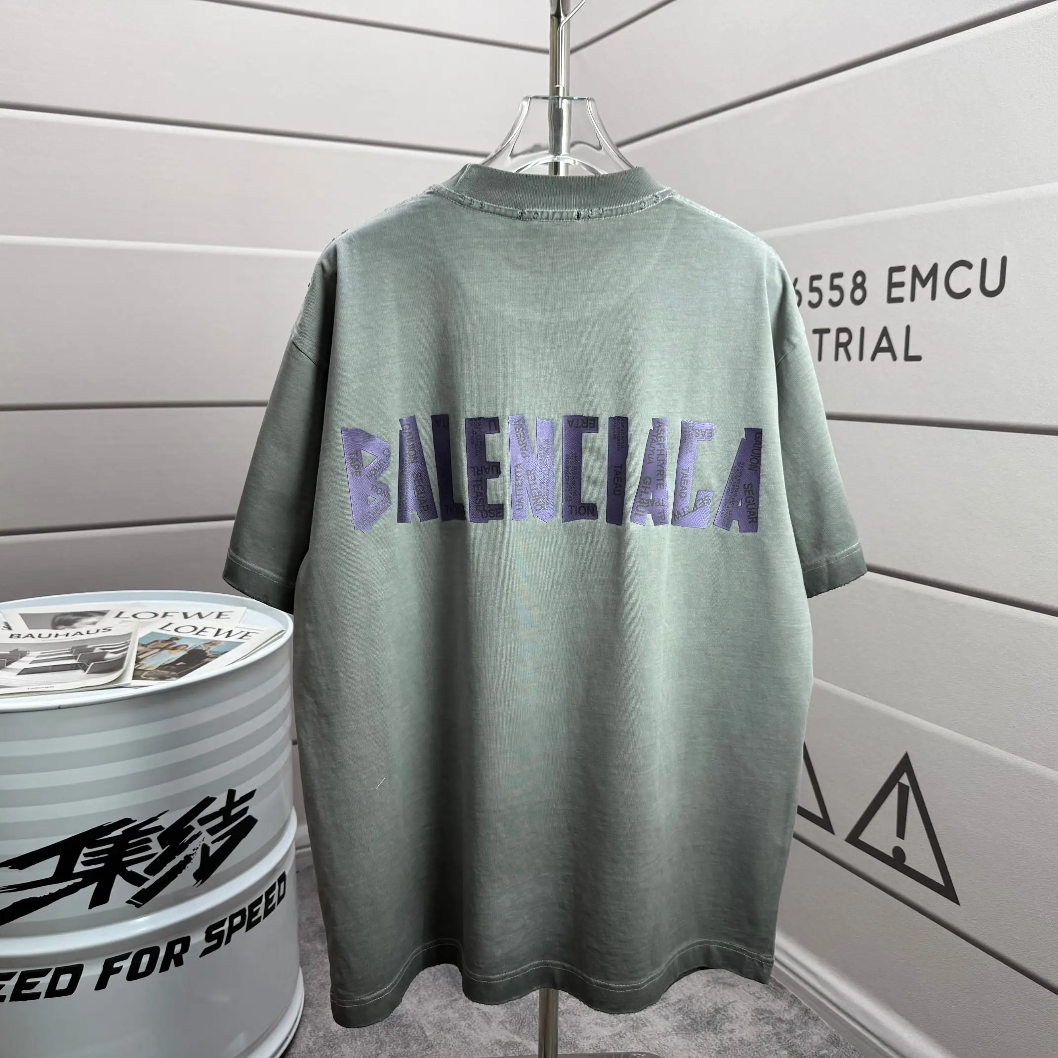 Logo-Appliqué Distressed Cotton T-Shirt D15015136
