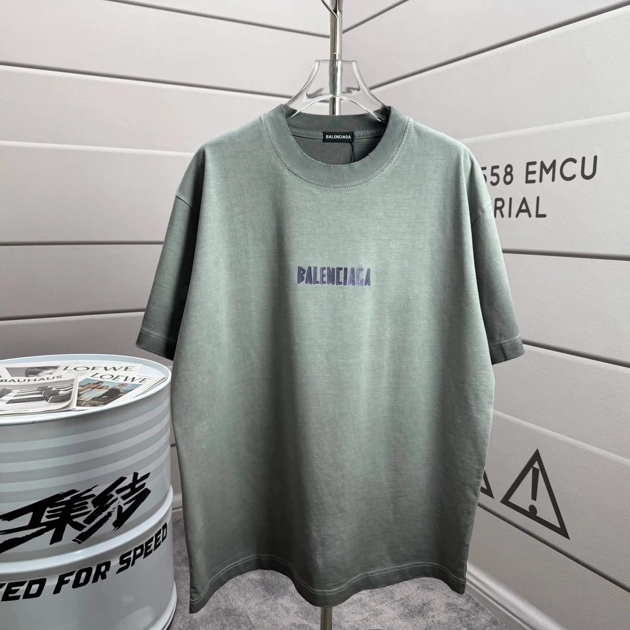 Logo-Appliqué Distressed Cotton T-Shirt D15015136 — view 2