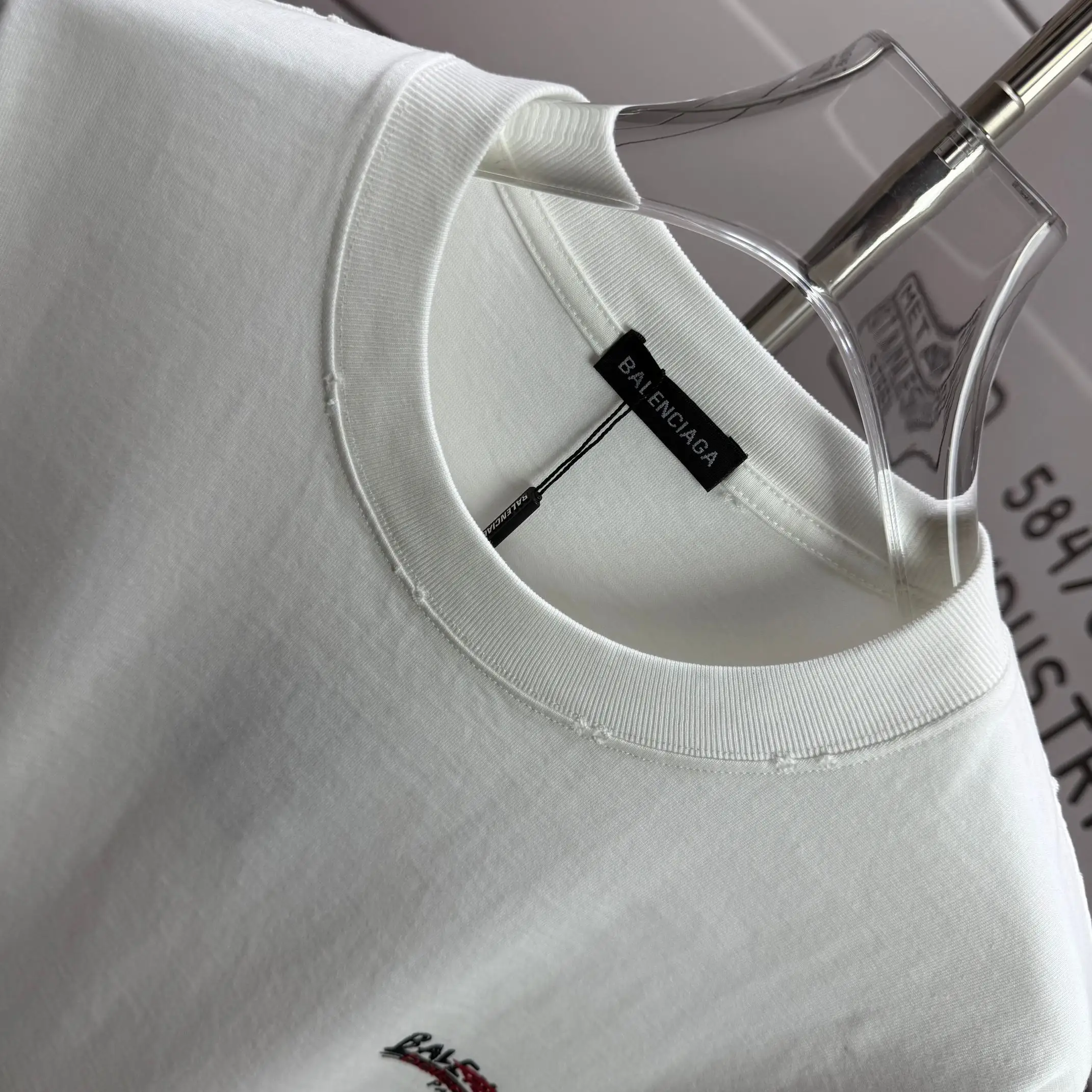 Logo Print Distressed Cotton T-Shirt D15015138 — view 3