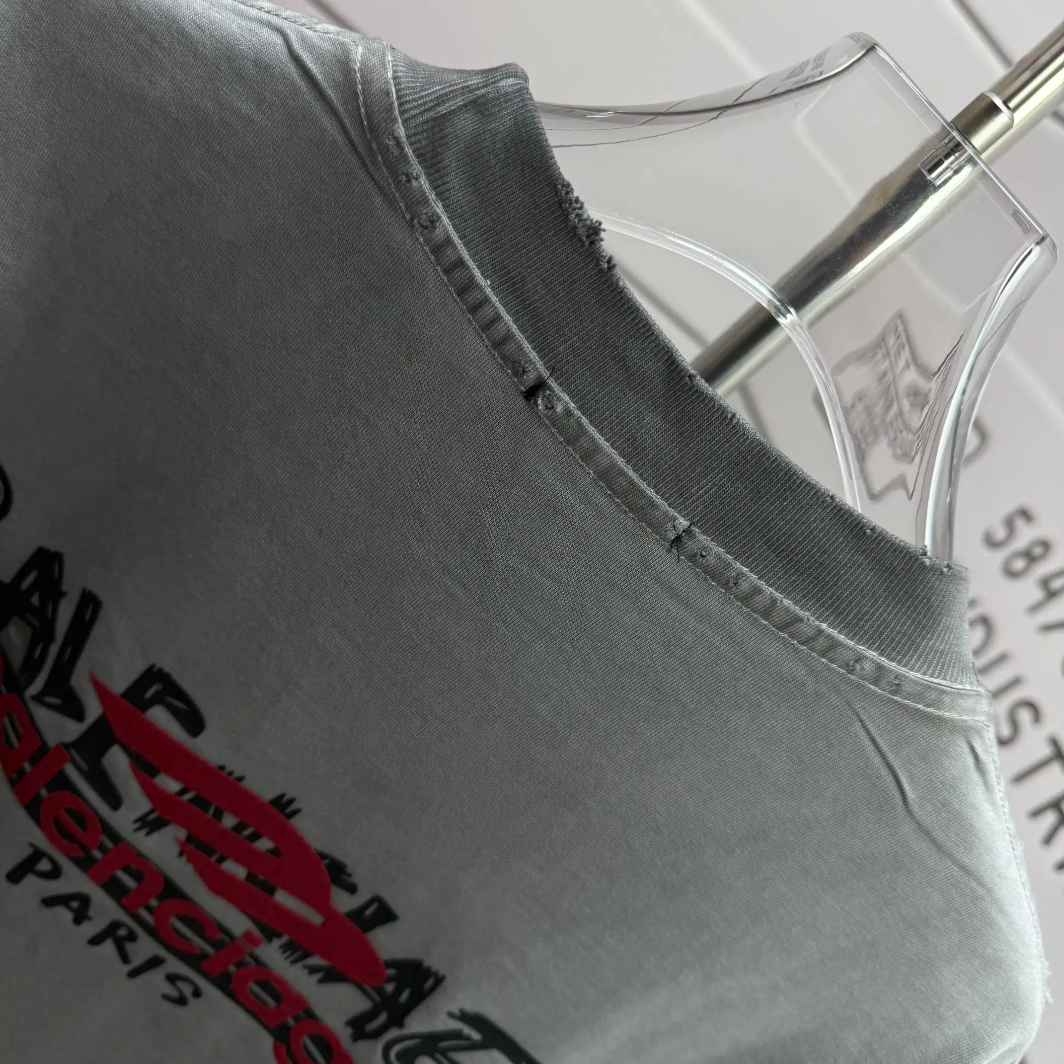 Logo Print Distressed Washed Cotton T-Shirt D15015140 — view 7
