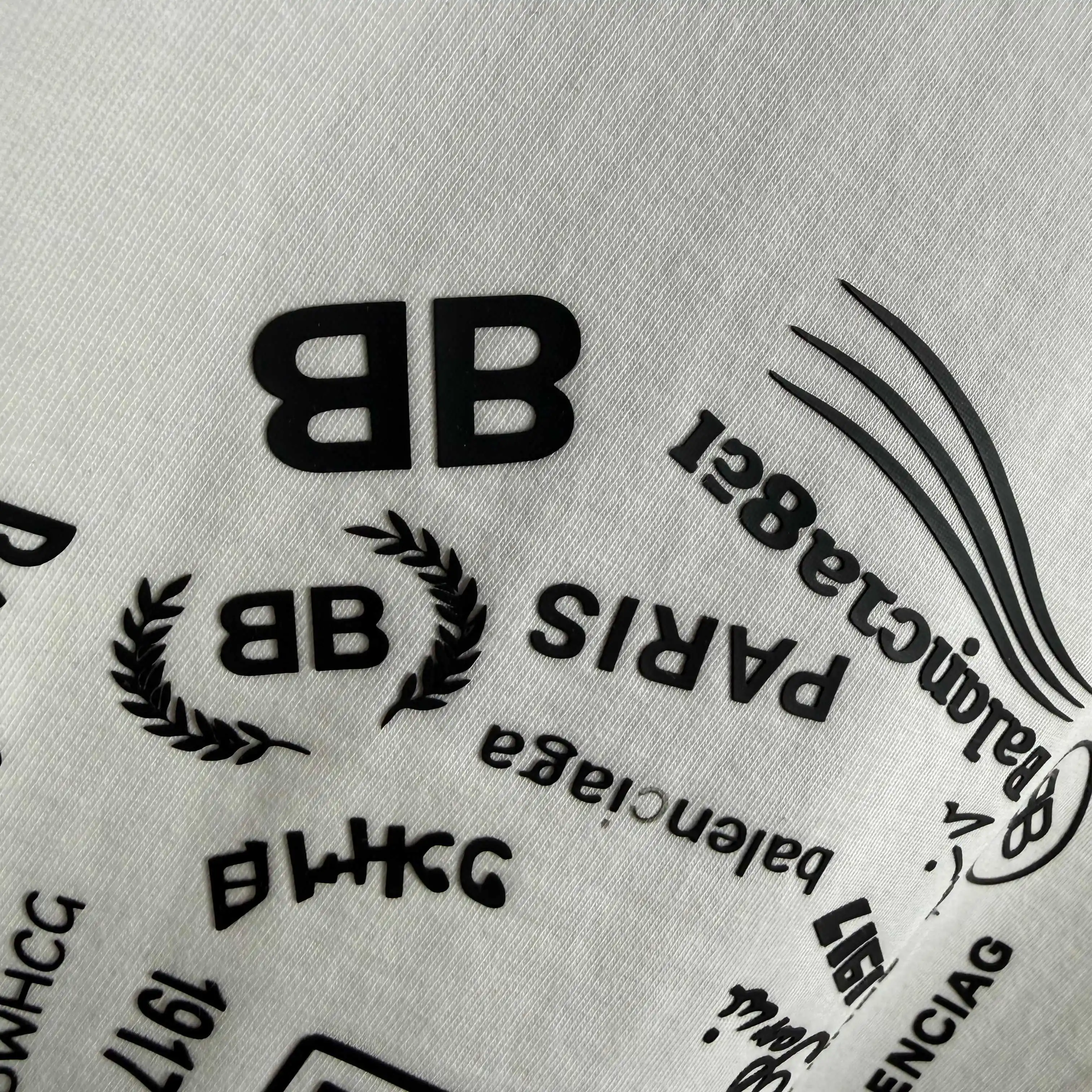Logo Print Distressed Cotton T-Shirt D15015141 — view 7