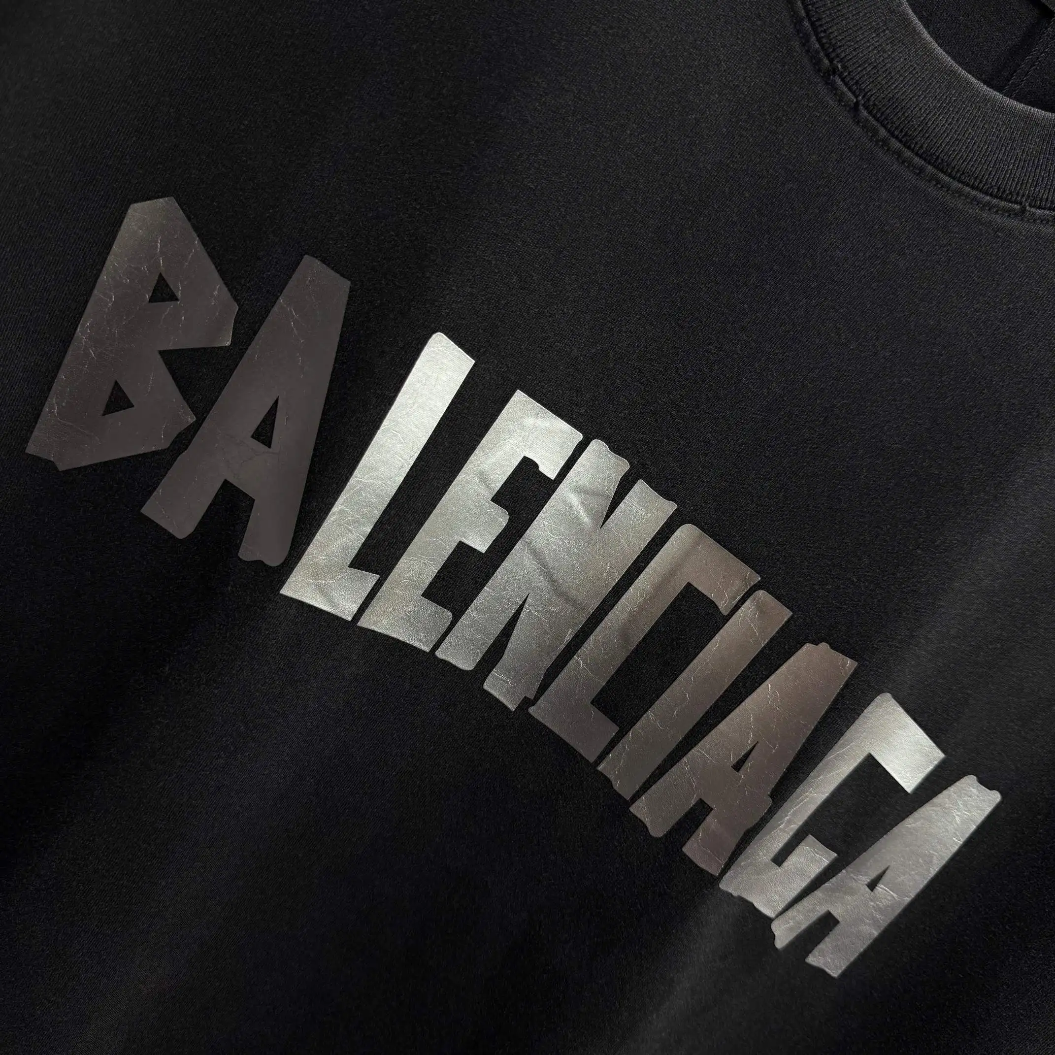 Logo-Print Distressed Washed Cotton T-Shirt D15015145 — view 5