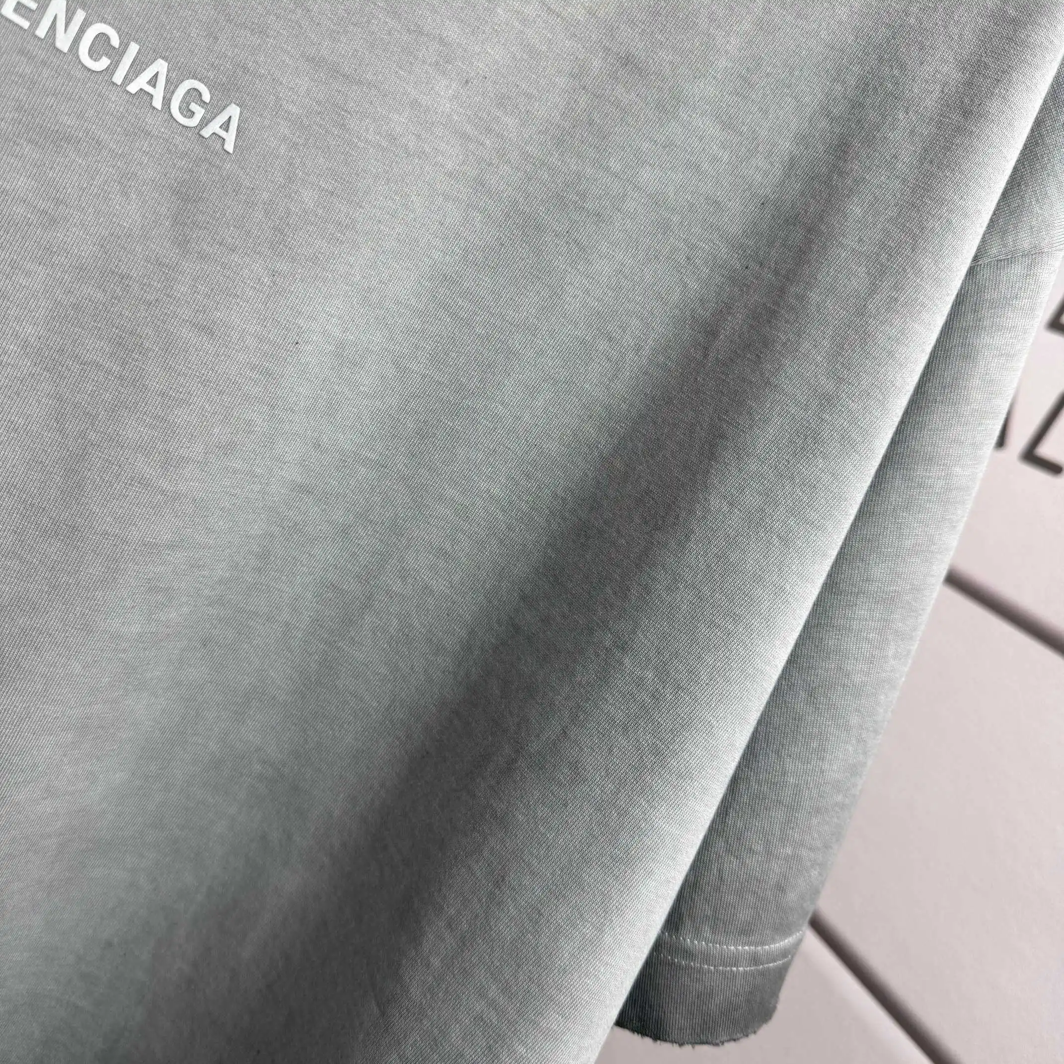 Logo-Print Distressed Washed Cotton T-Shirt D15015113 — view 6