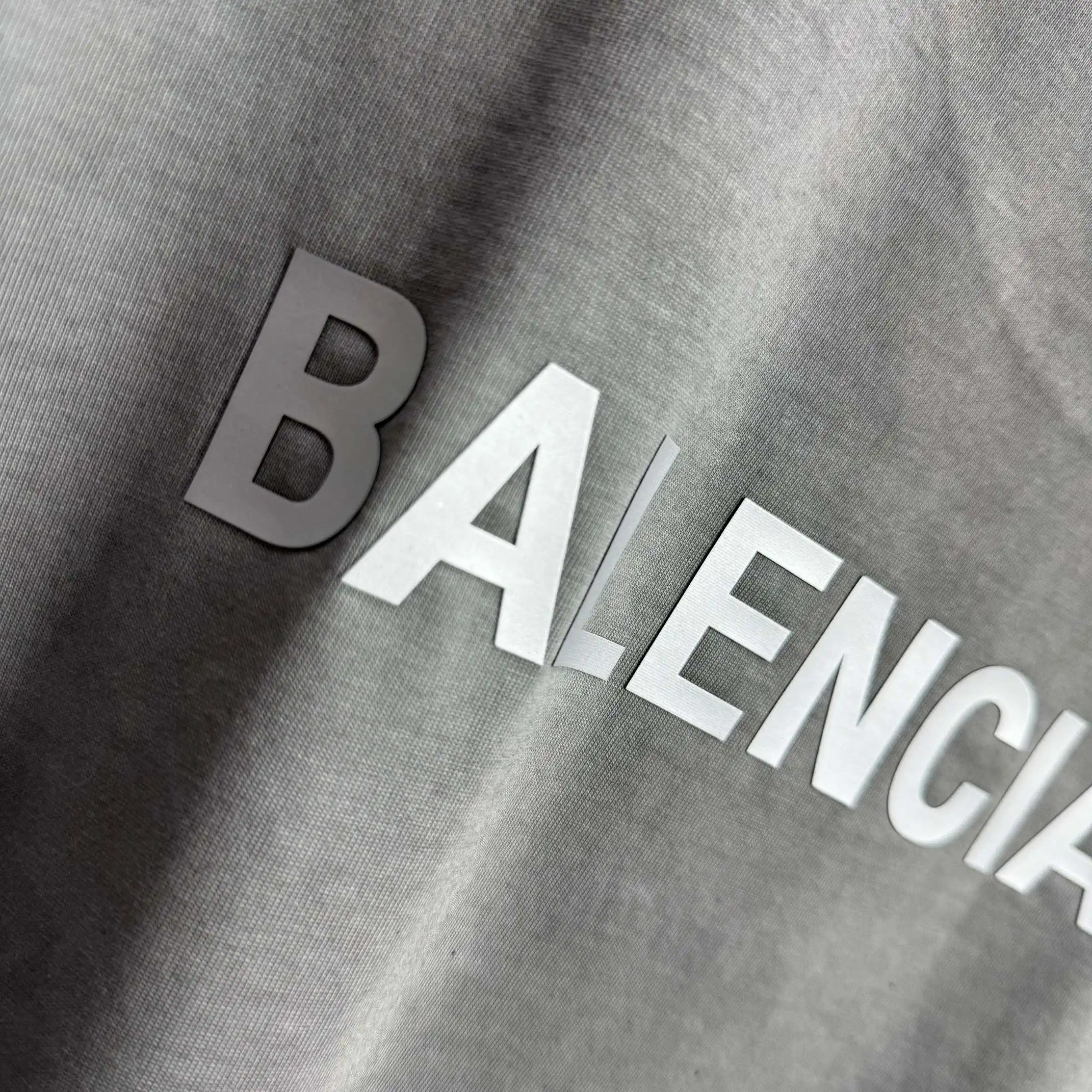 Logo-Print Distressed Washed Cotton T-Shirt D15015113 — view 7