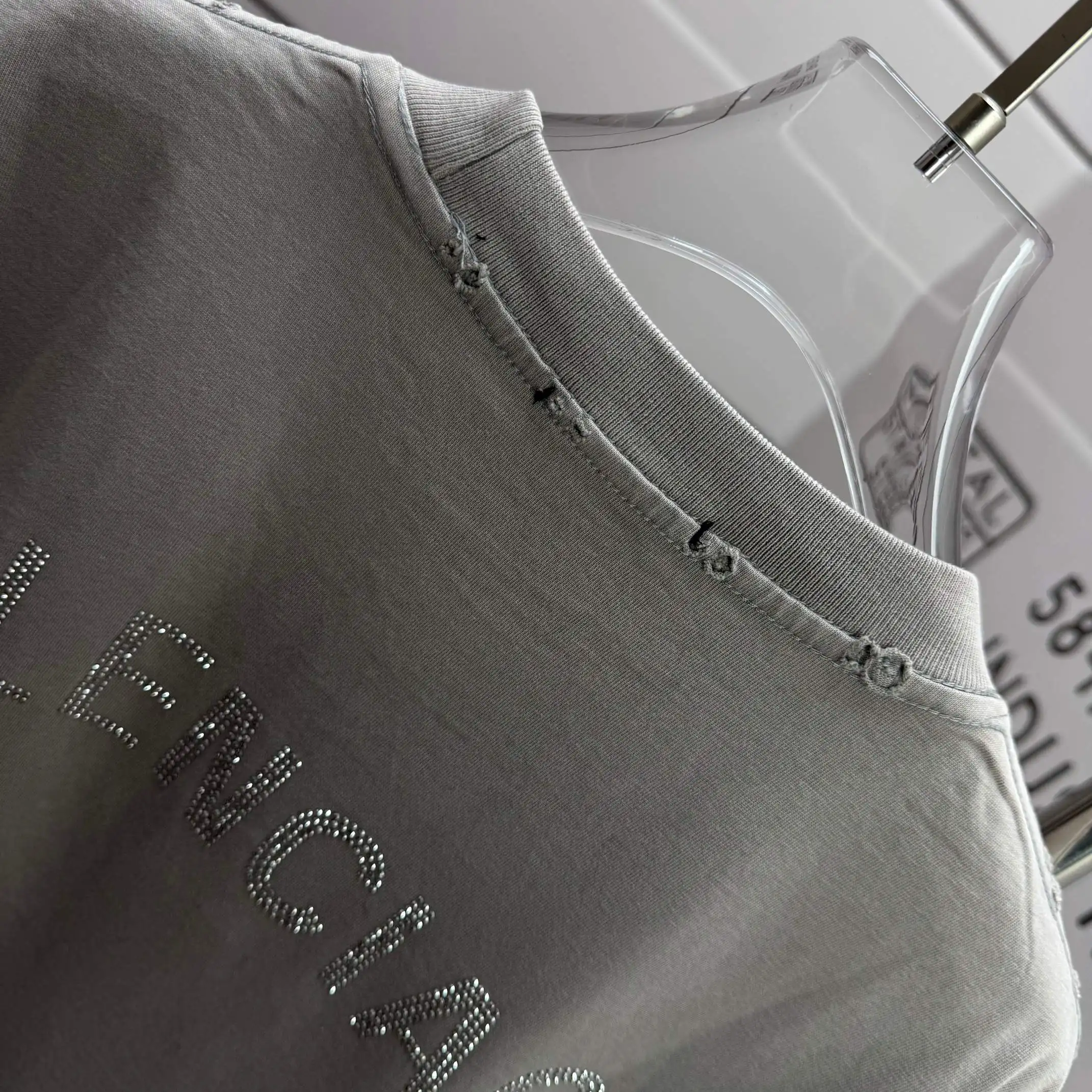 Rhinestone Logo Distressed Cotton T-Shirt D15015106 — view 8
