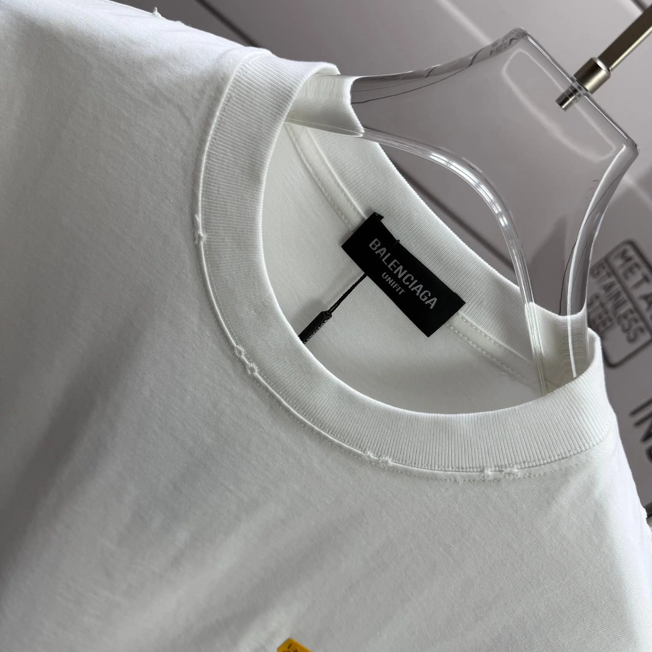 Logo Graphic Distressed Cotton T-Shirt D15012118 — view 3