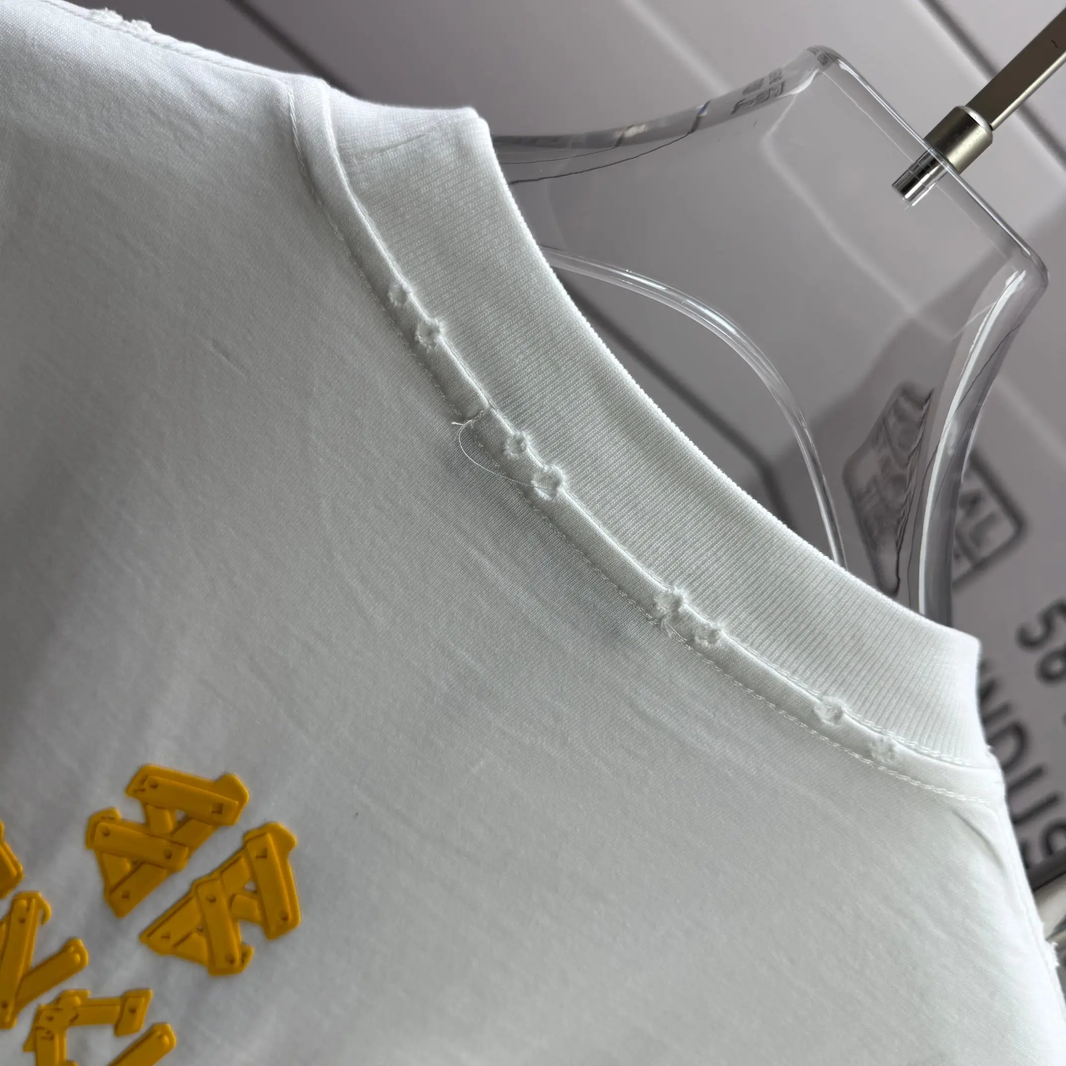 Logo Graphic Distressed Cotton T-Shirt D15012118 — view 8