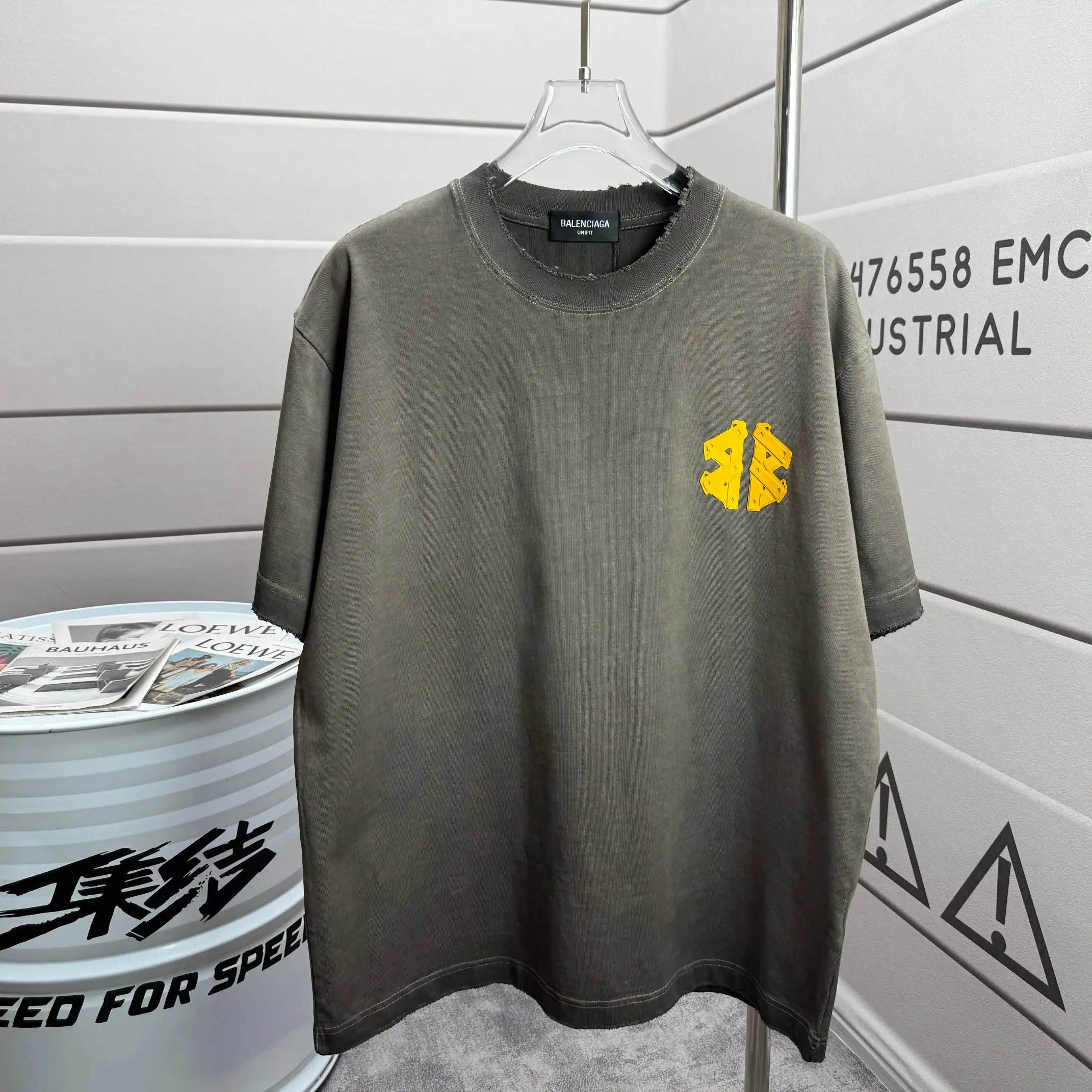 Distressed Logo-Appliqué Cotton T-Shirt D15012121