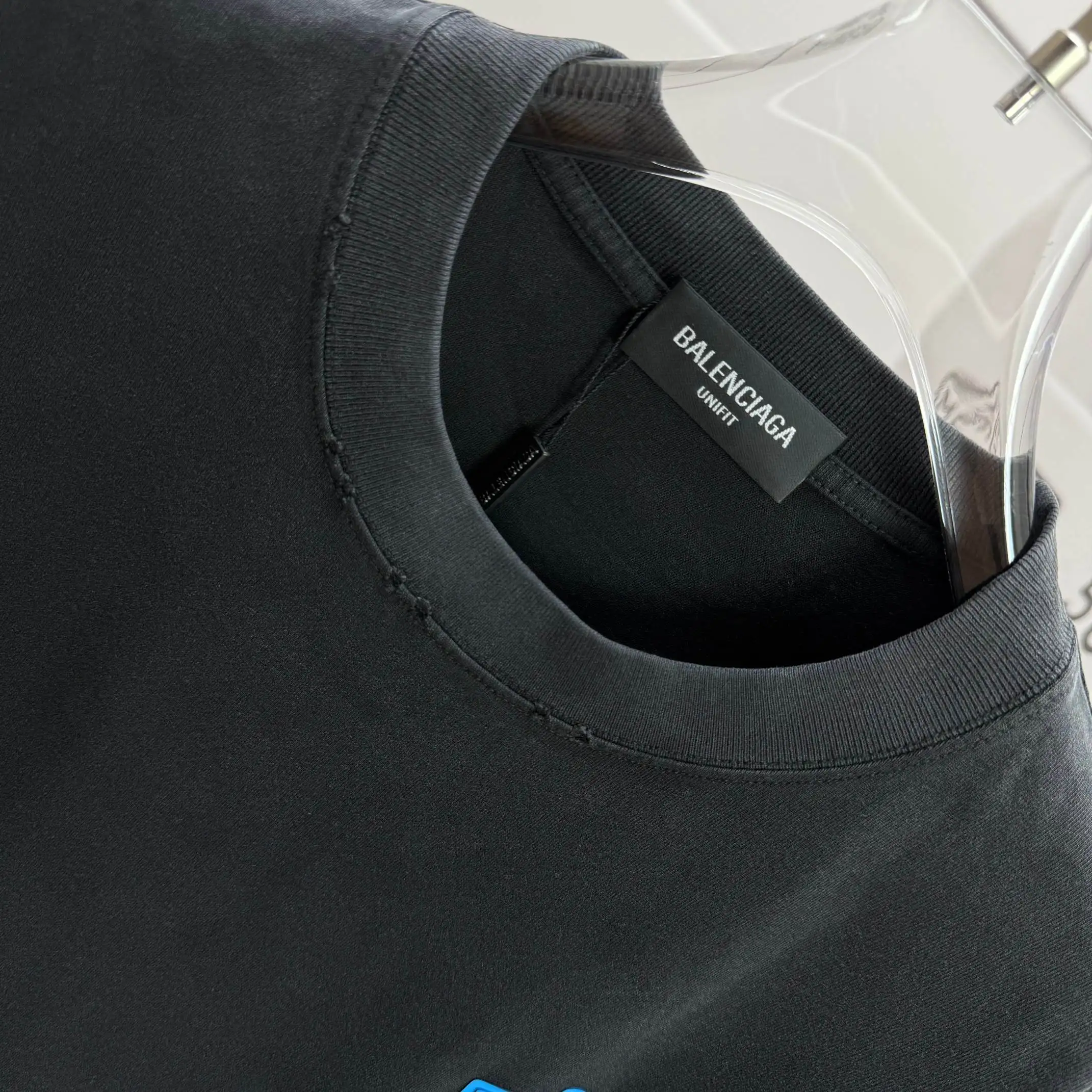 Logo Embroidered Washed Cotton T-Shirt D15012119 — view 3