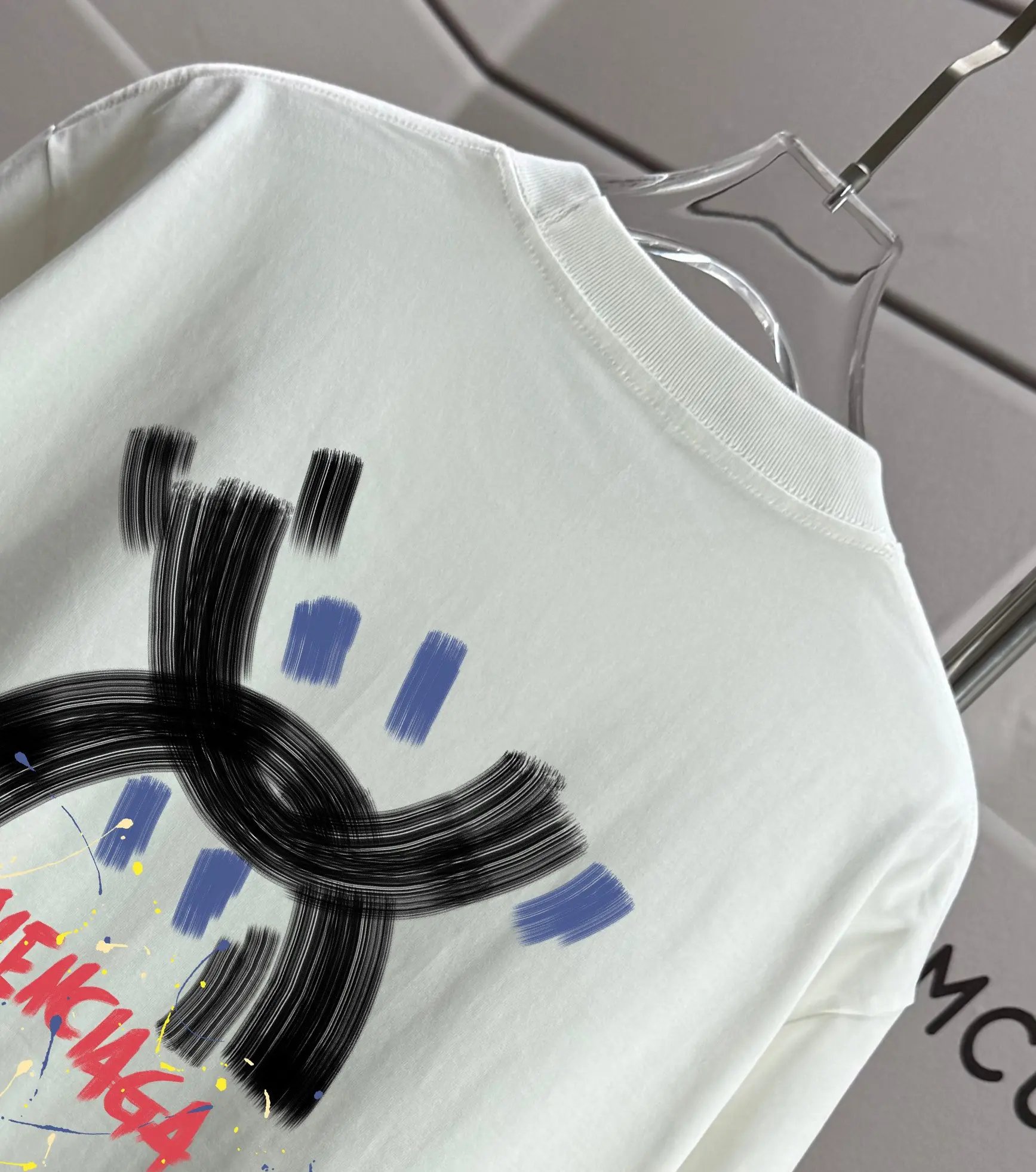 Balenciaga Graphic Print Cotton T-Shirt D15012907 — view 3