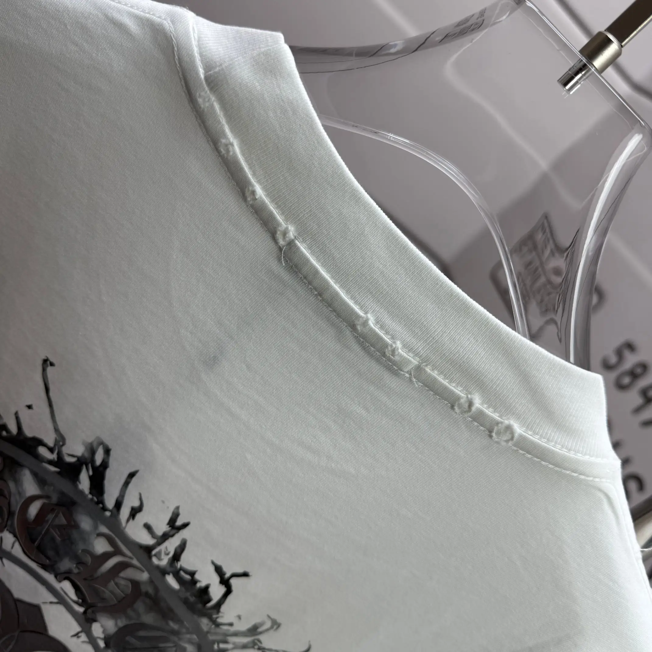Distressed Graphic Print Cotton T-Shirt D15015117 — view 8