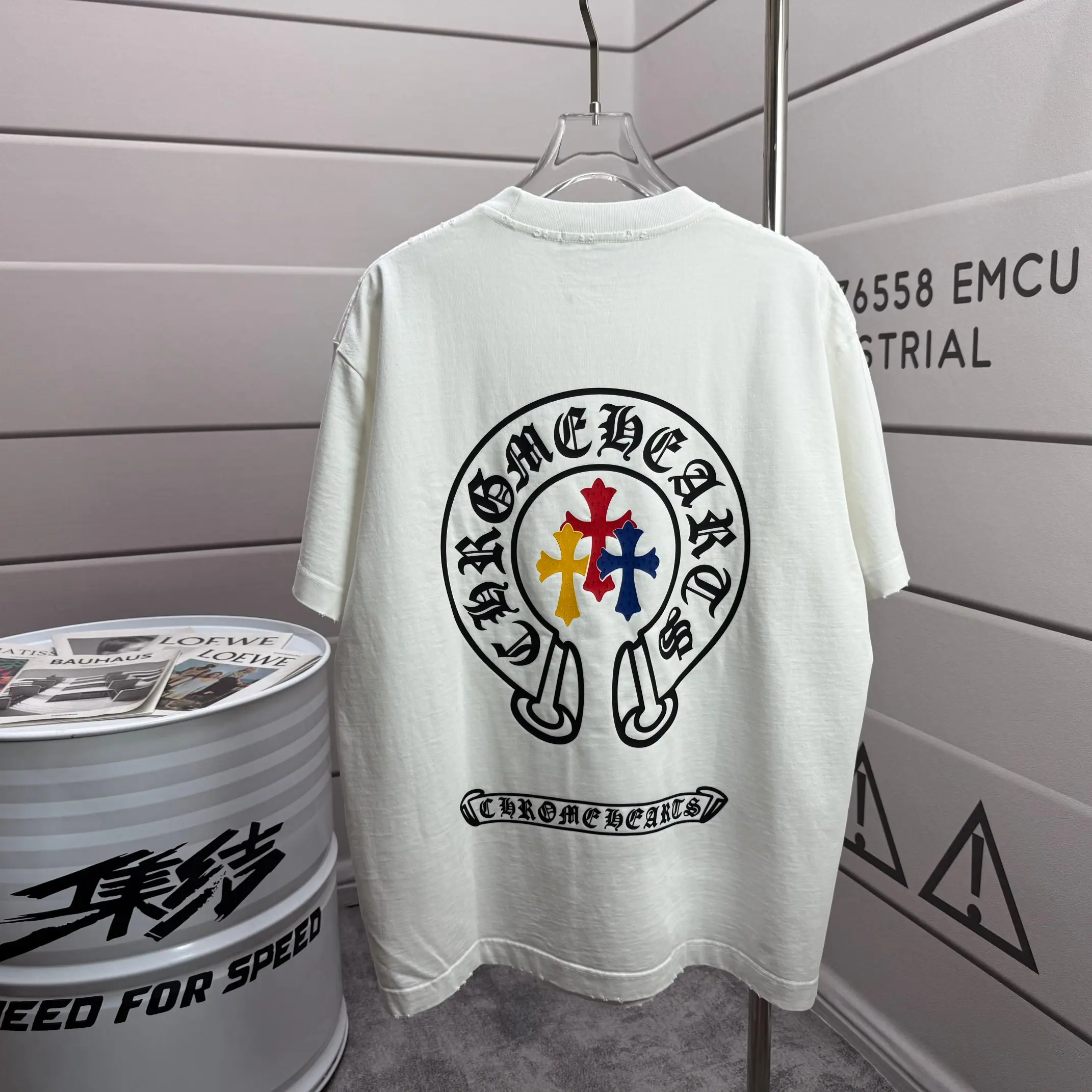 Logo Graphic Distressed Cotton T-Shirt D15015115