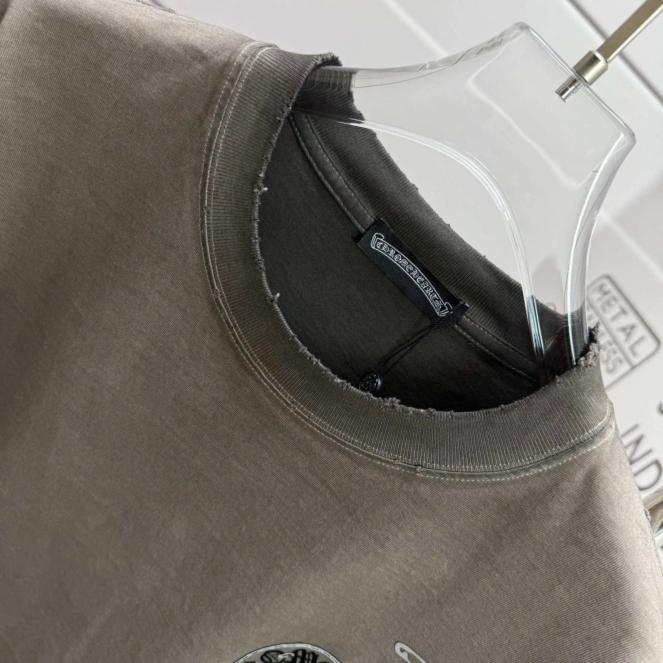 Distressed Logo Print Cotton T-Shirt D15012113 — view 3