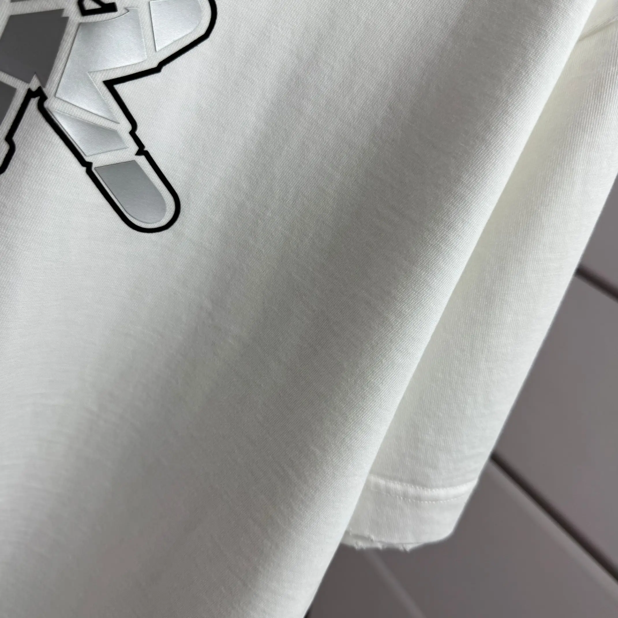Distressed Logo Graphic T-Shirt D15015147 — view 6