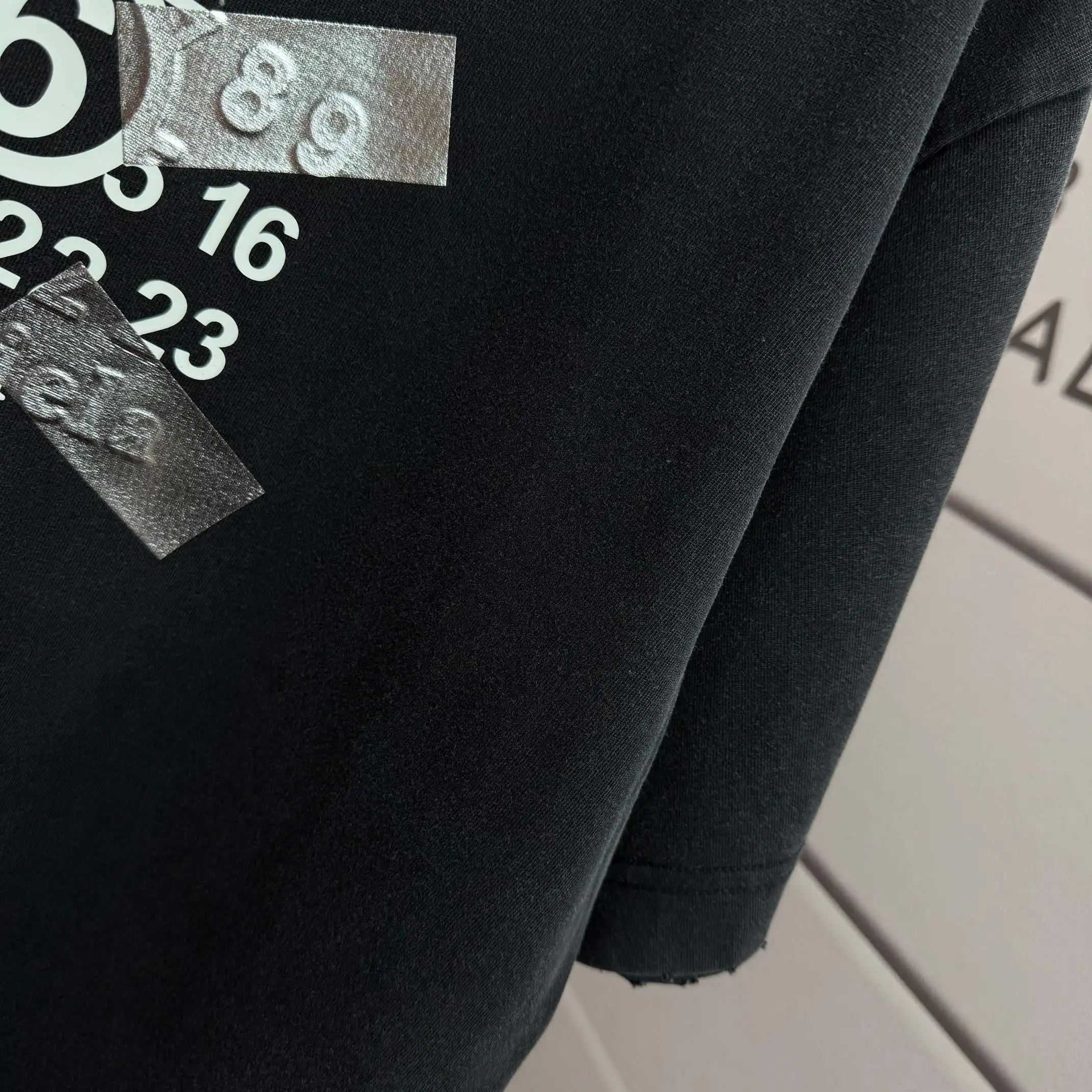 MM6 Maison Margiela Distressed Logo T-Shirt D15015101 — view 6