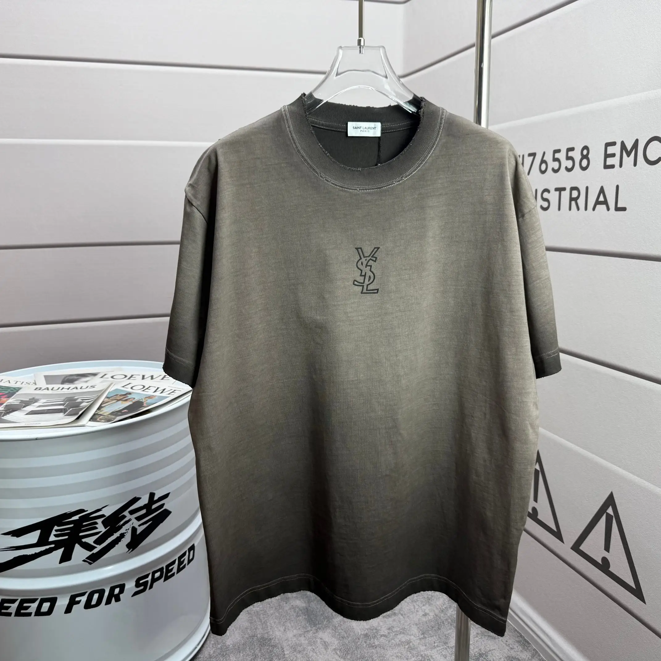 Logo Print Distressed Cotton T-Shirt D15012125 — view 2