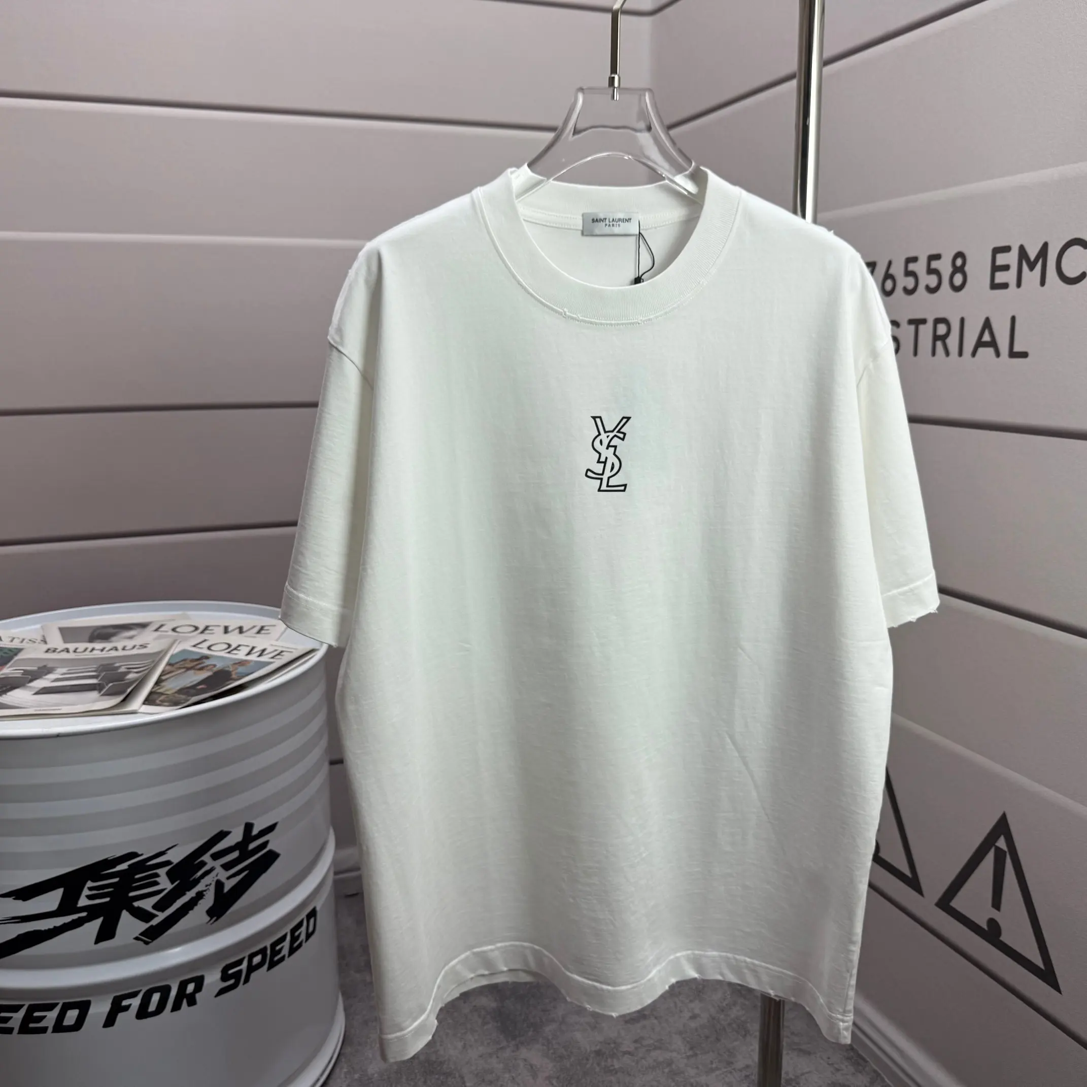 Logo Print Distressed Cotton T-Shirt D15012122 — view 2
