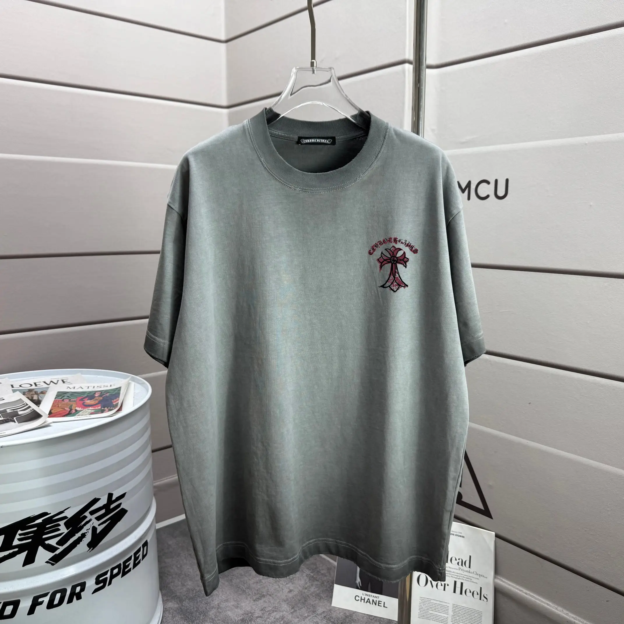 Distressed Logo Graphic T-Shirt D16012866 — view 2