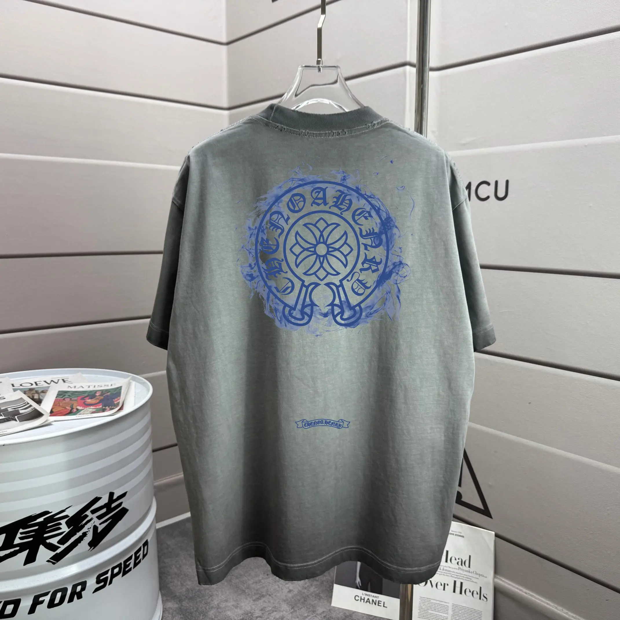 Distressed Logo Graphic T-Shirt D16012862