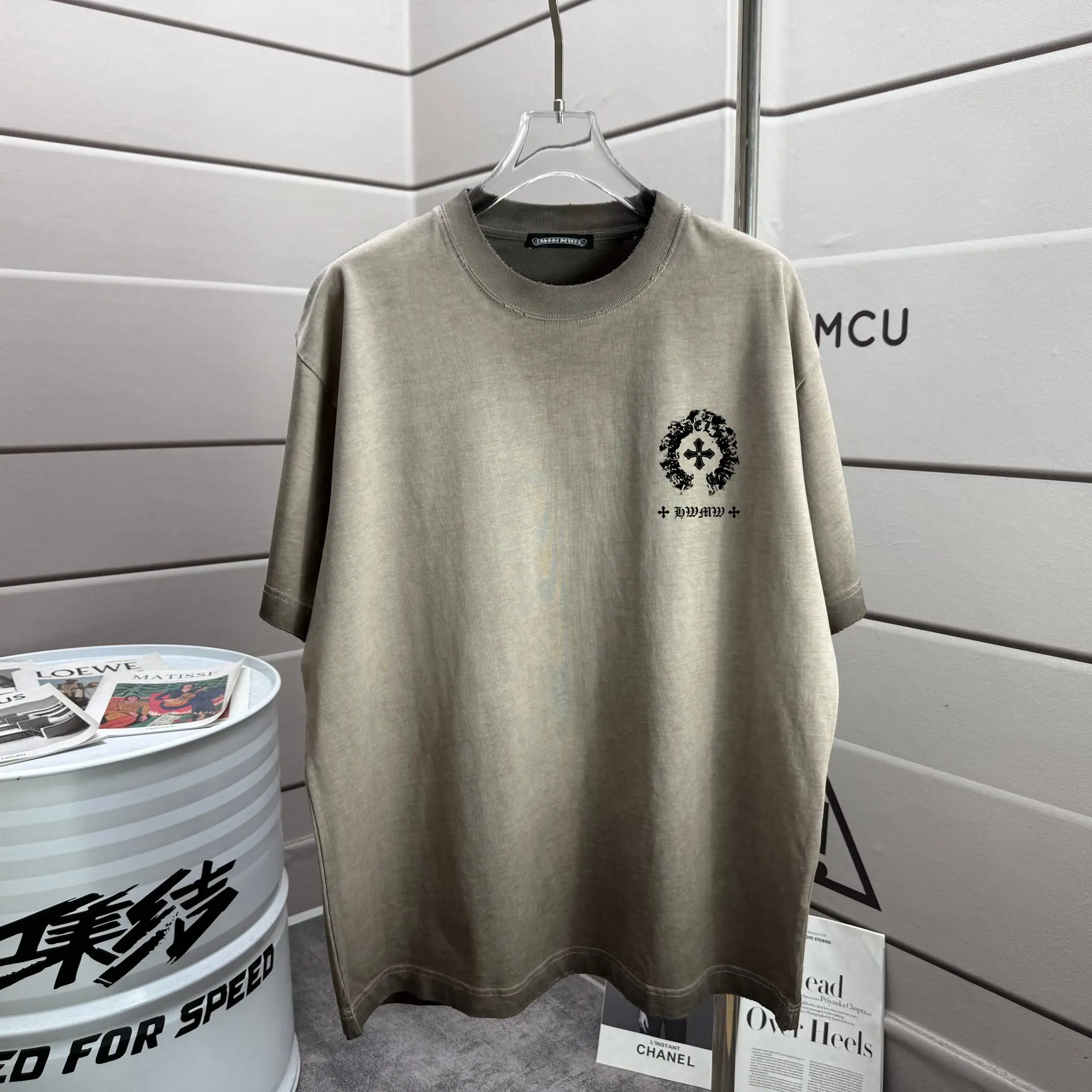Distressed Logo Graphic T-Shirt D16012871 — view 2