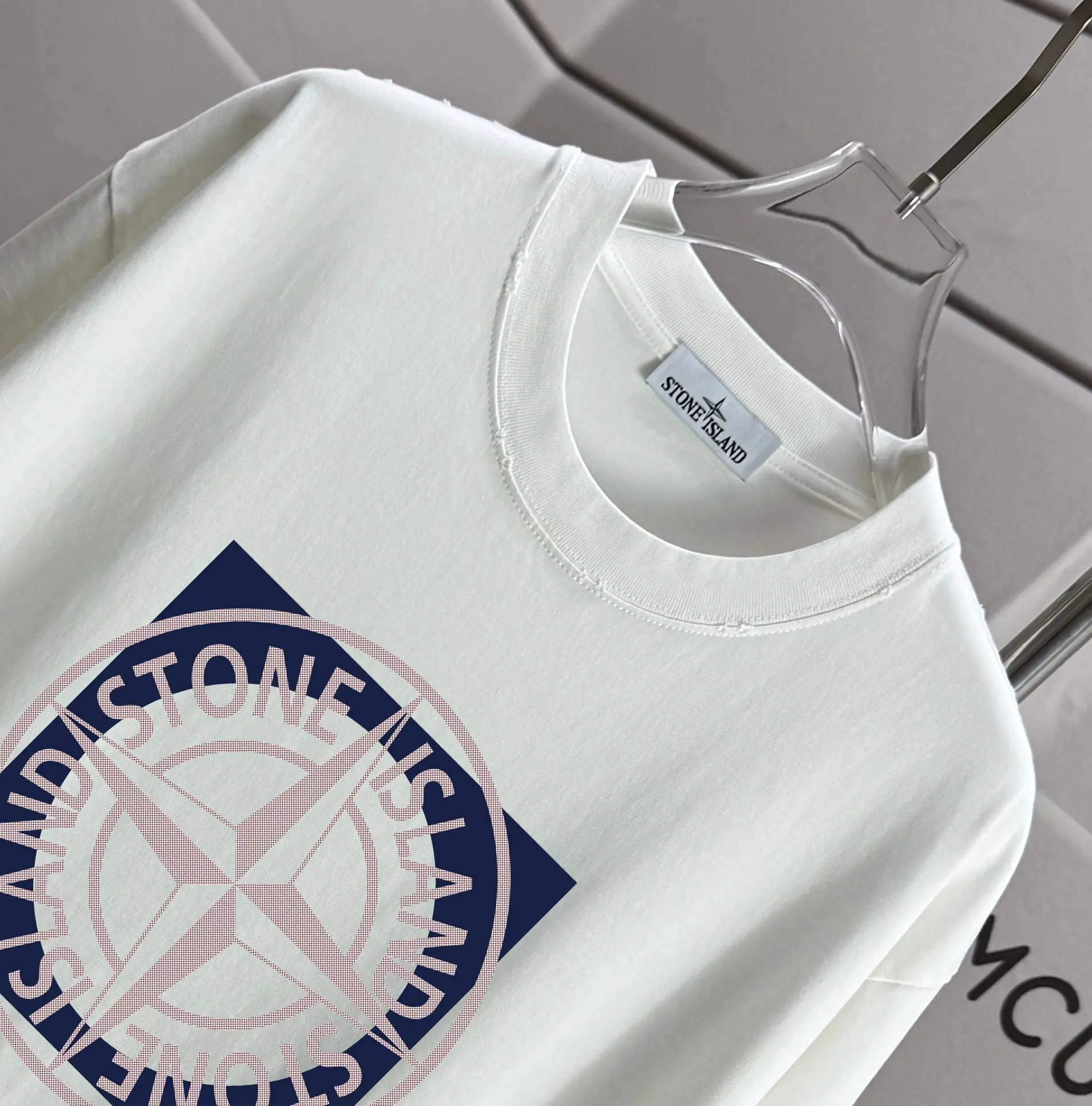 Compass Logo Graphic Cotton T-Shirt D16012895 — view 3