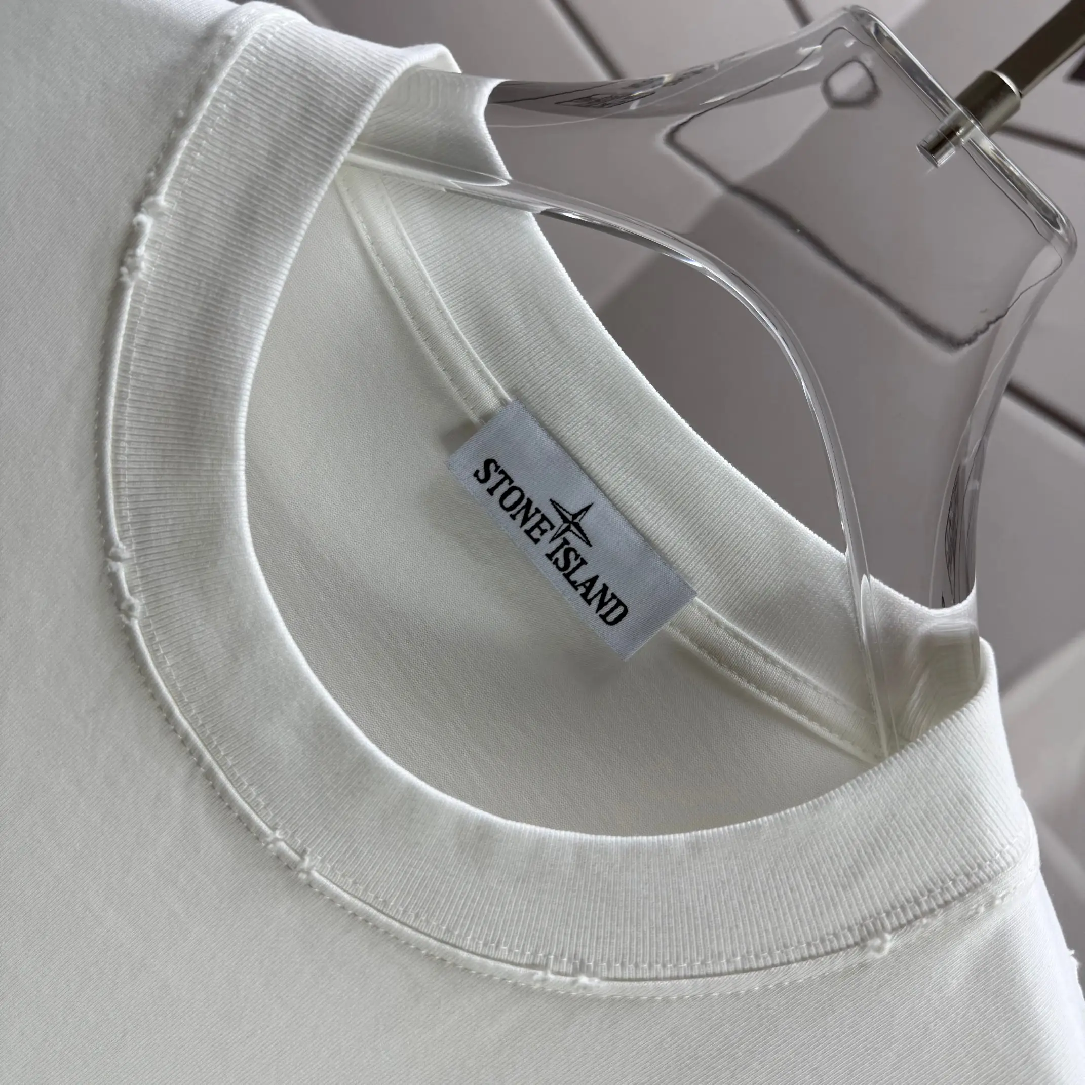 Logo Print Distressed Cotton T-Shirt D16012880 — view 5