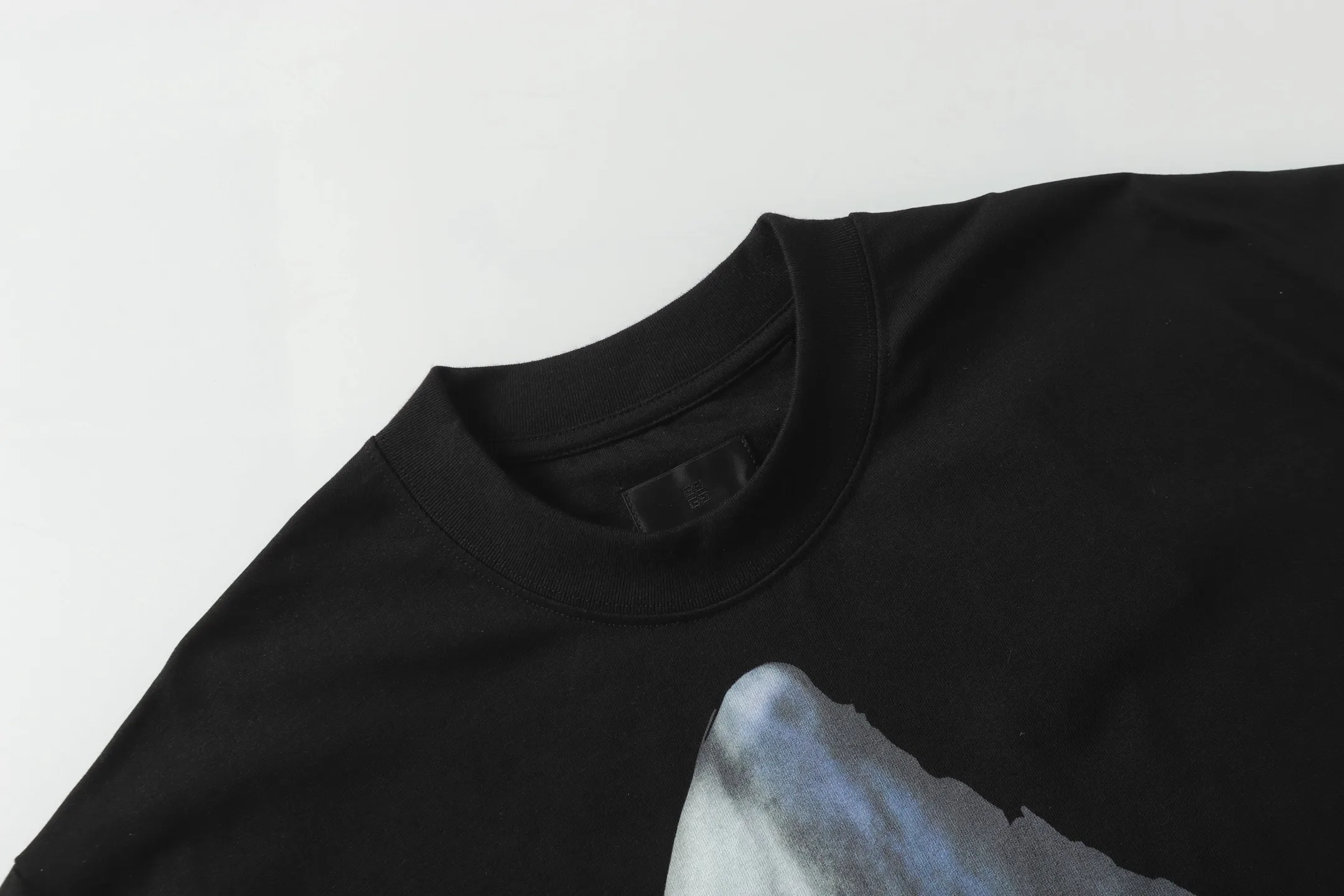 Shark Print Oversized Cotton T-Shirt D6013710 — view 4