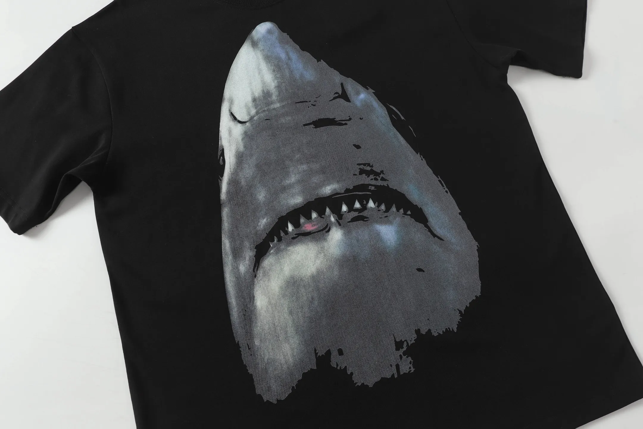 Shark Print Oversized Cotton T-Shirt D6013710 — view 5