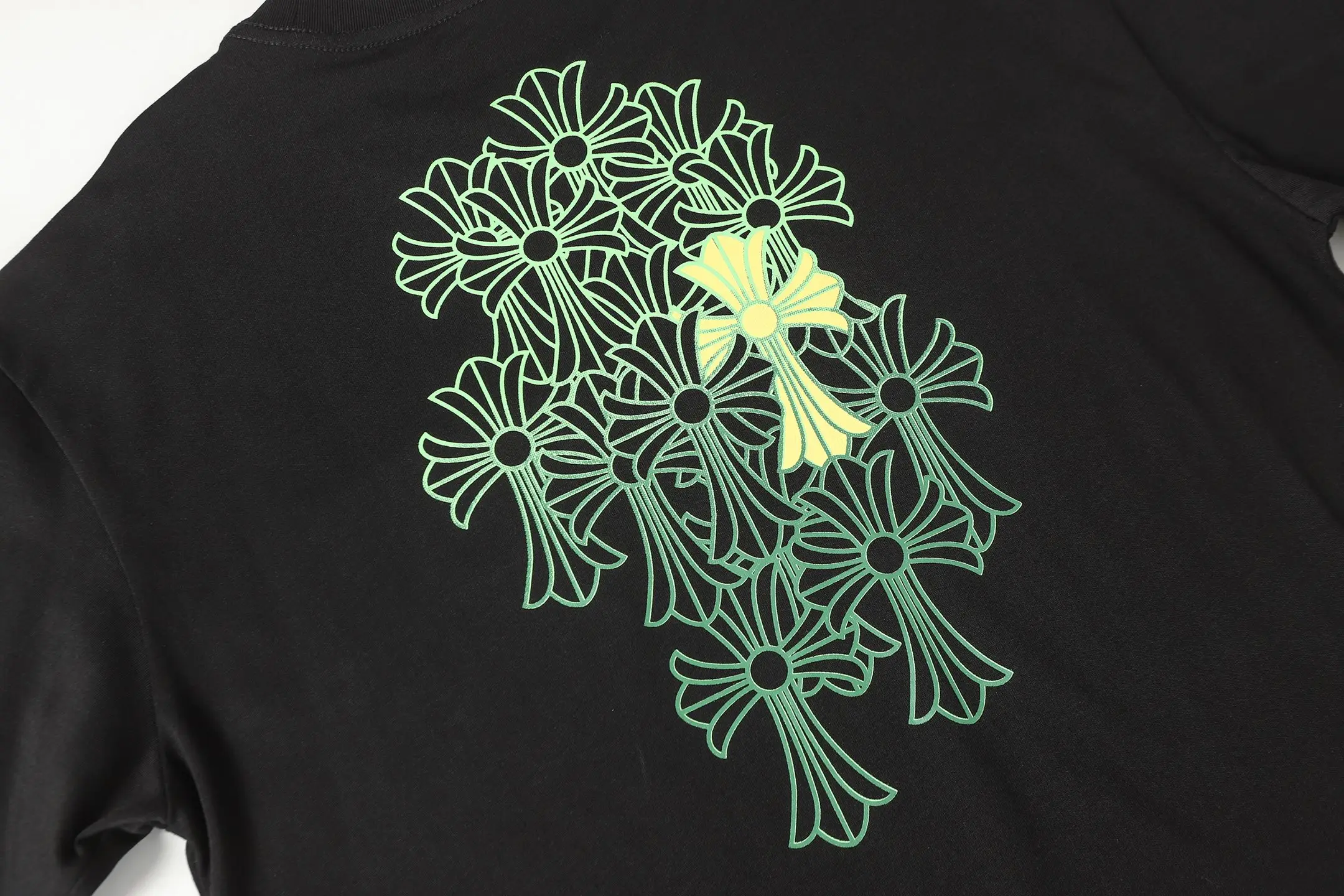 Chrome Hearts Multi-Cross Graphic Pocket T-Shirt D10013513 — view 10