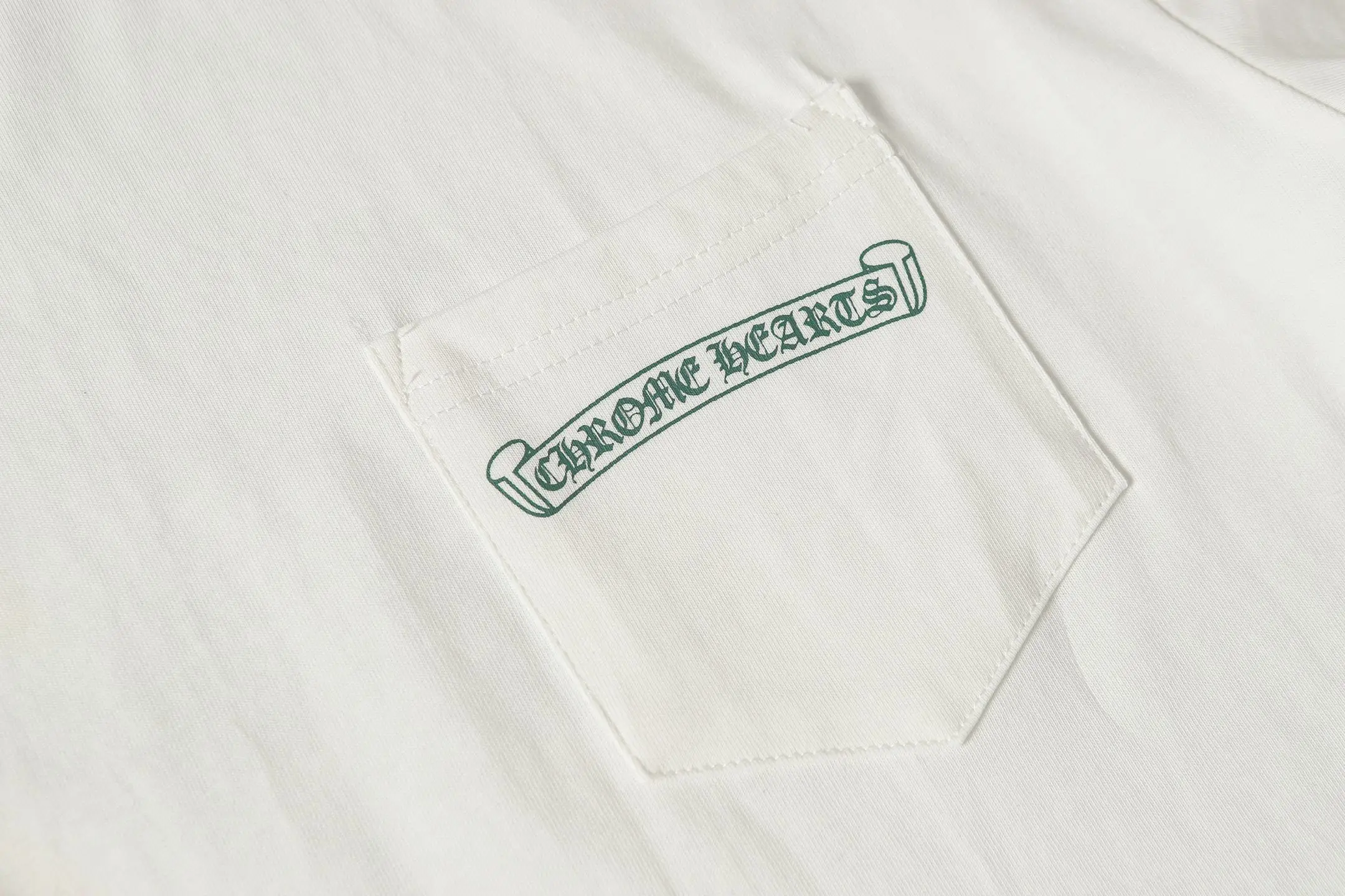 Cross Print Pocket T-Shirt D10013512 — view 6