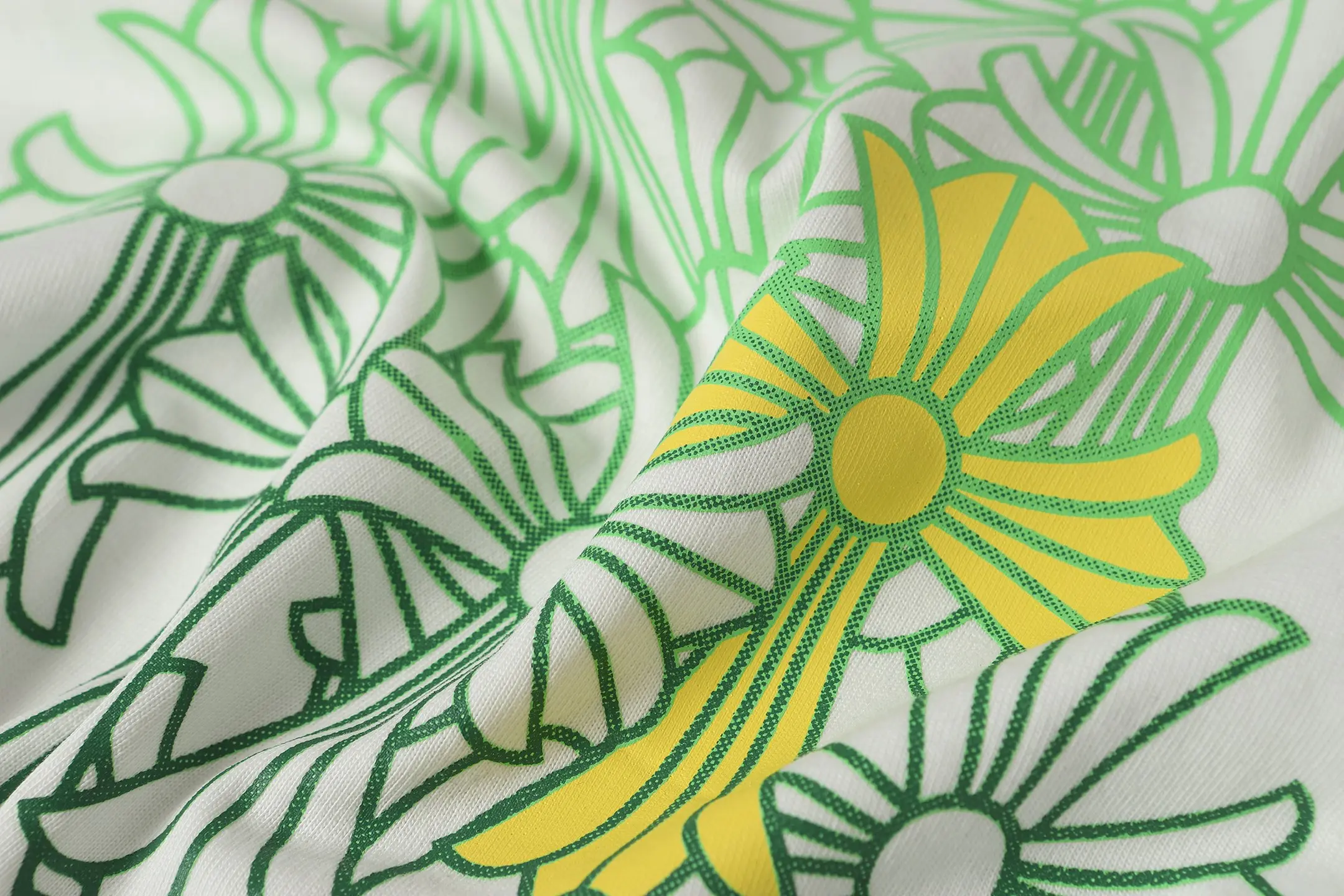 Cross Print Pocket T-Shirt D10013512 — view 10