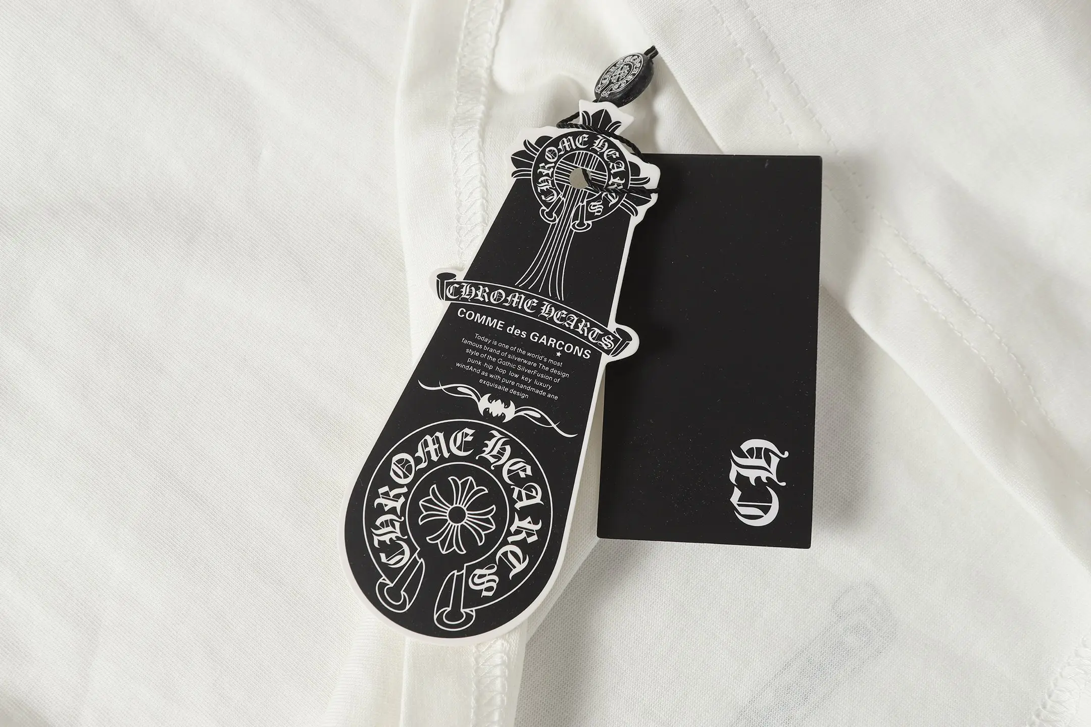 Cross Print Pocket T-Shirt D10013512 — view 12