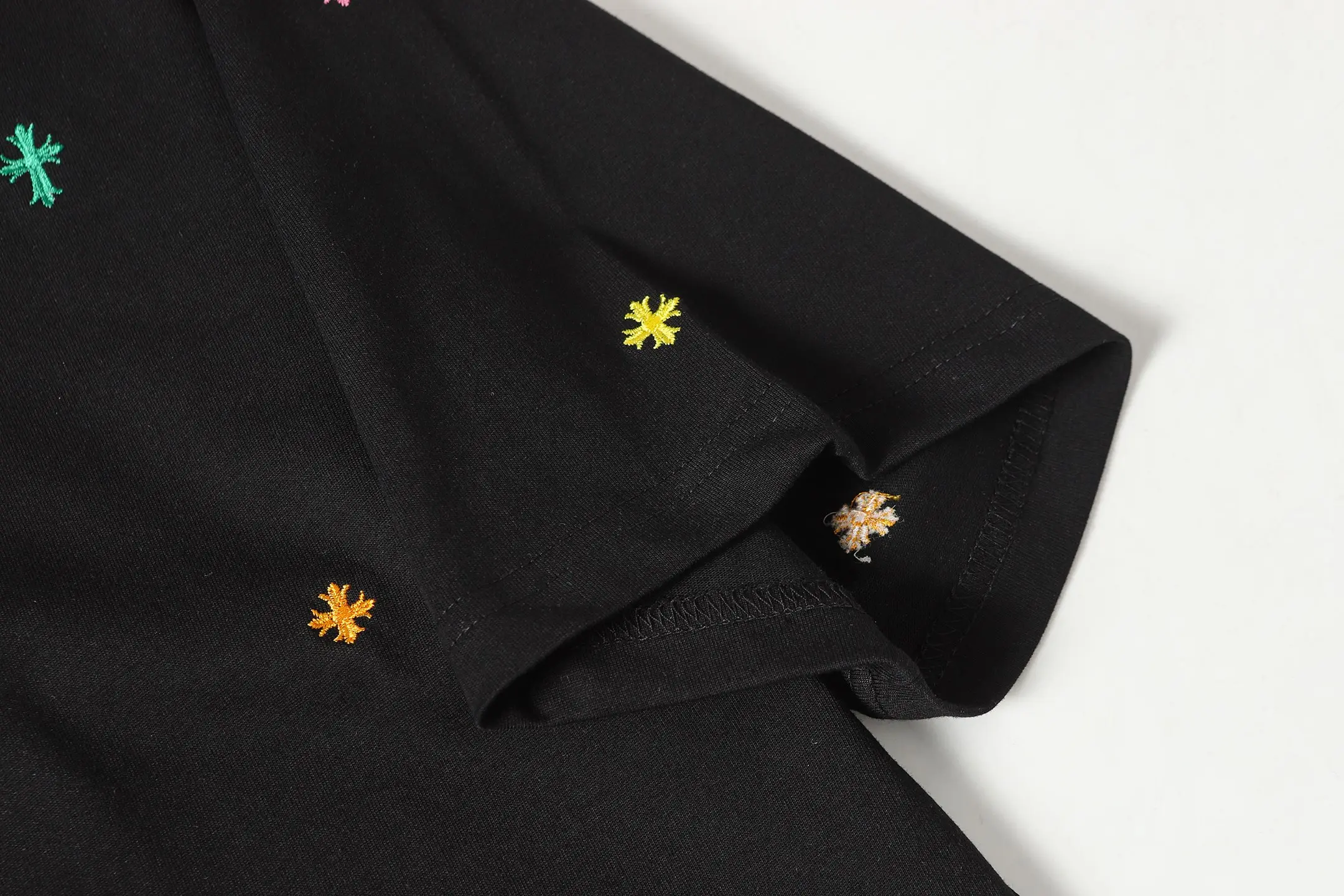 Embroidered Cross Patch Oversized T-Shirt D10013521 — view 7